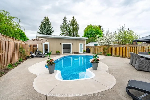 Additional property image - 20 Benwood Crt