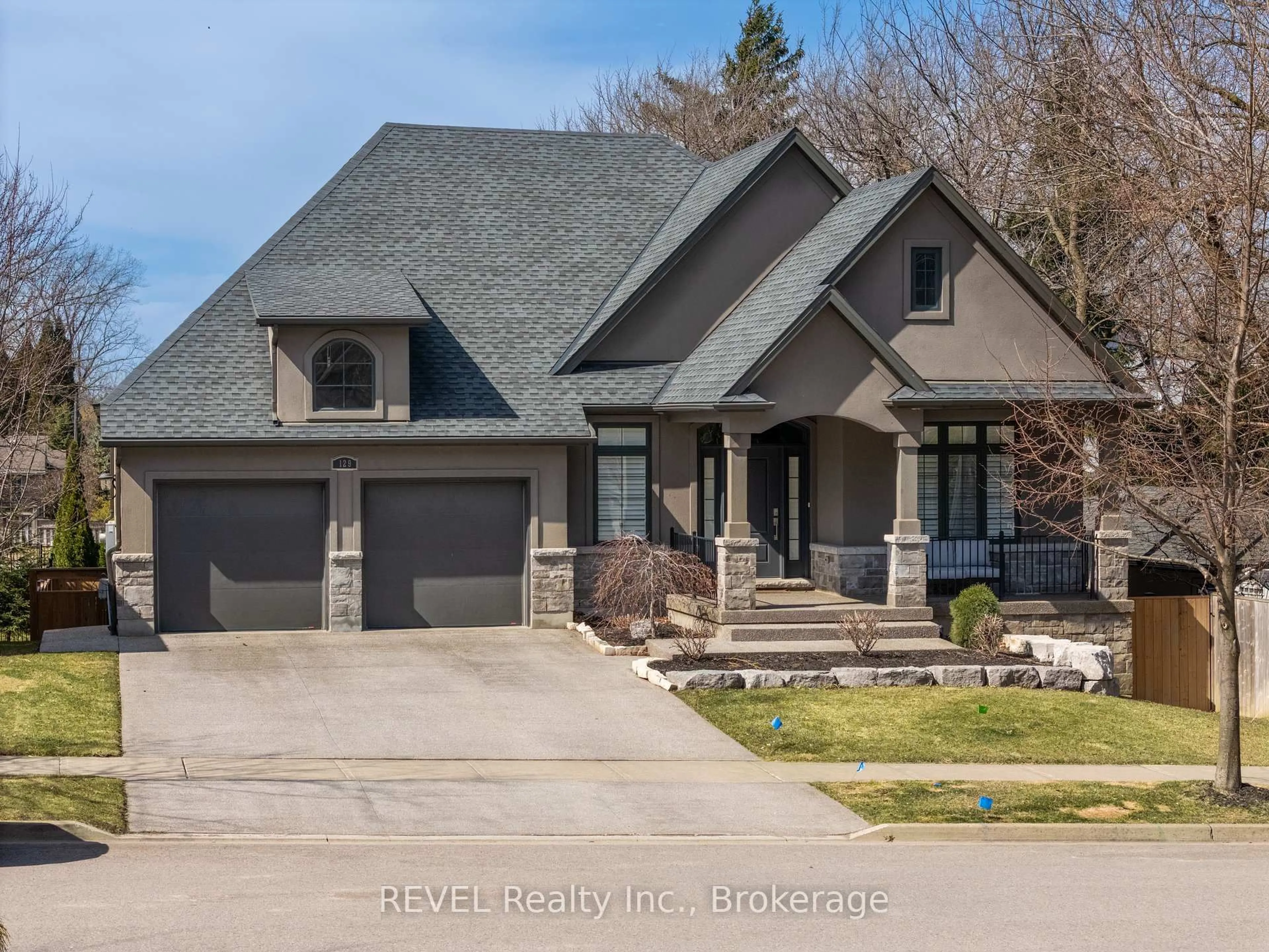 Home with brick exterior material, street for 129 Paxton Lane, Niagara-on-the-Lake Ontario L0S 1J0