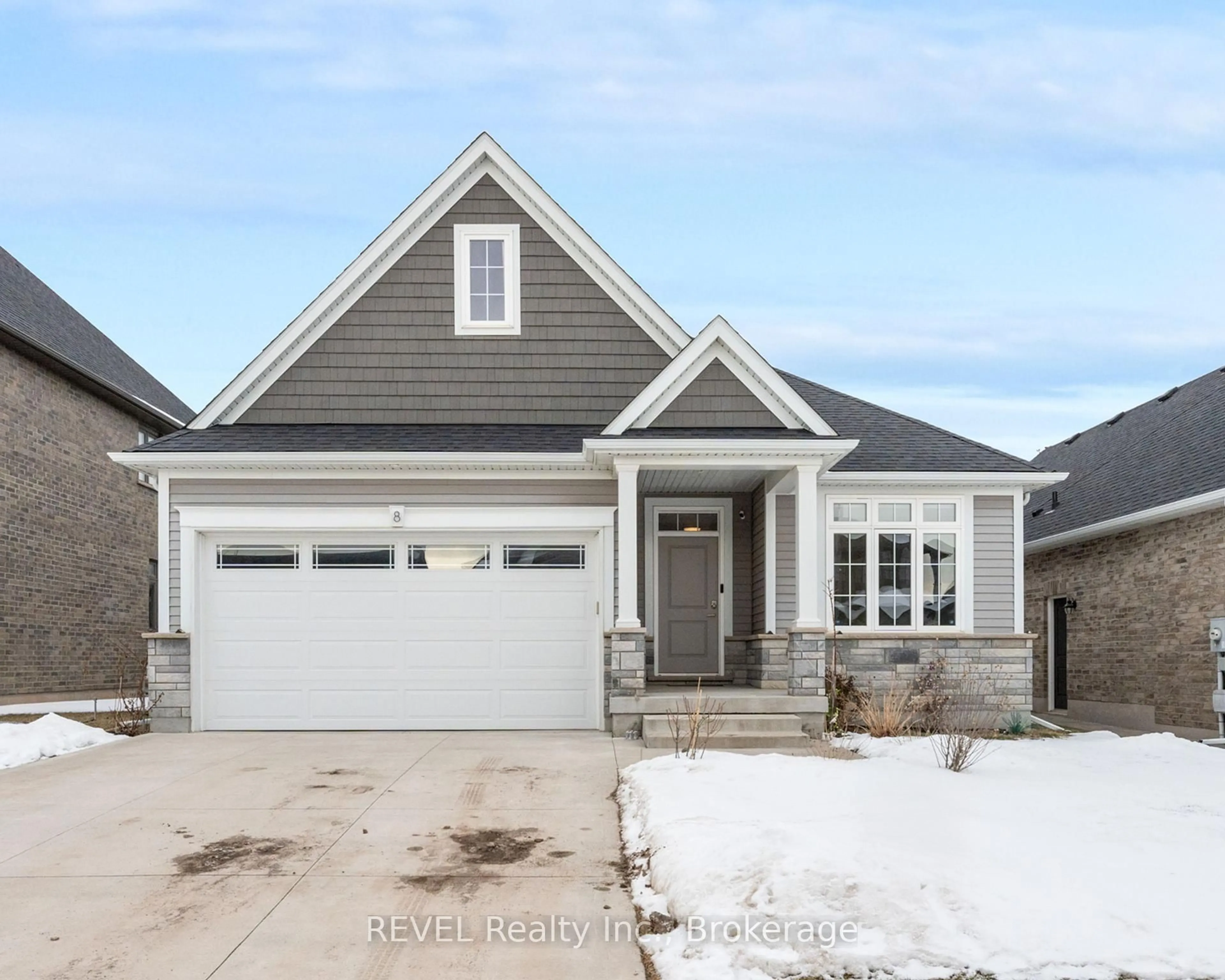 Unknown for 8 Hopkins St, Thorold Ontario L2V 0E6