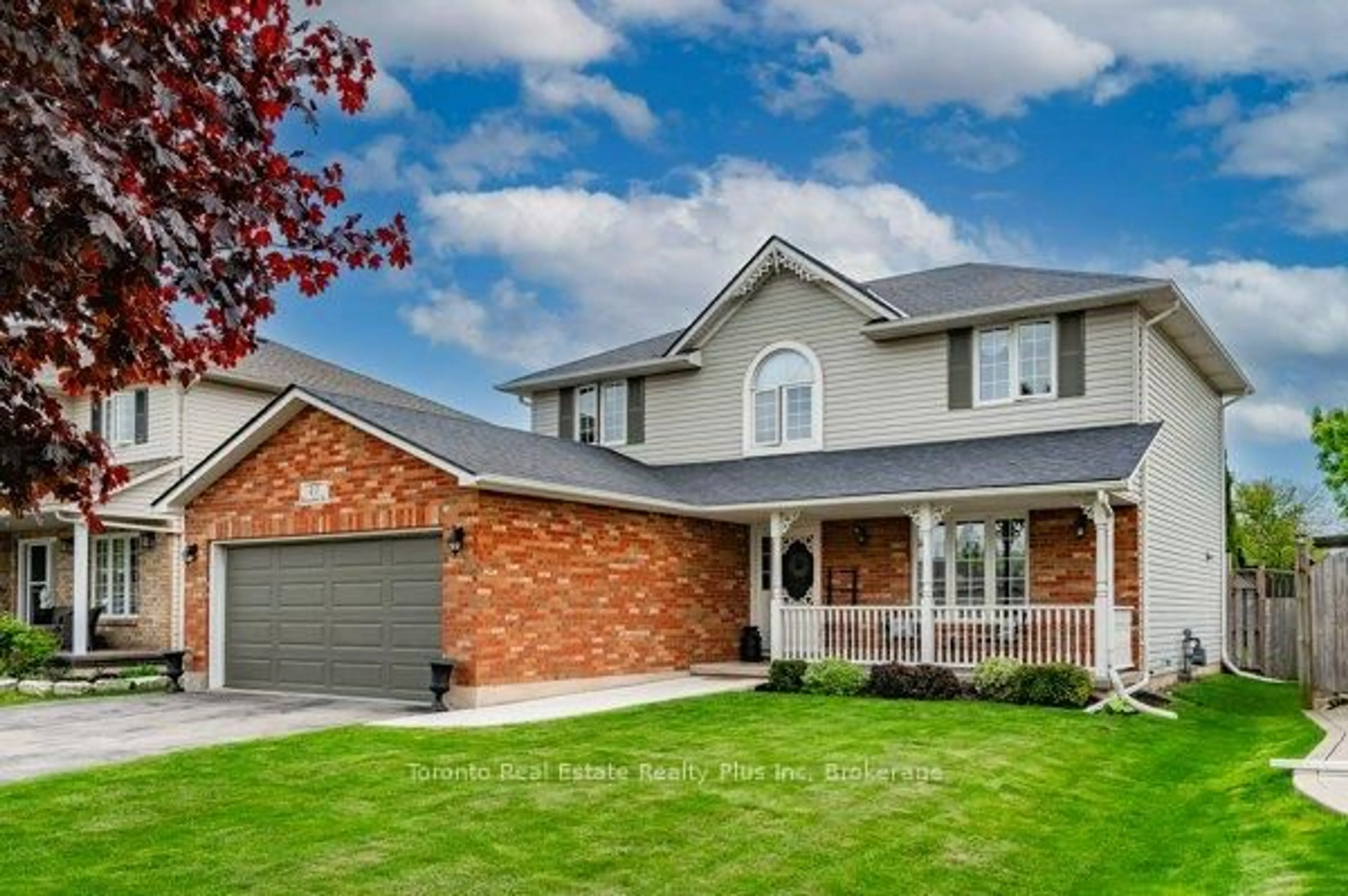 Home with brick exterior material, street for 47 Dunrobin Dr, Haldimand Ontario N3W 2N7