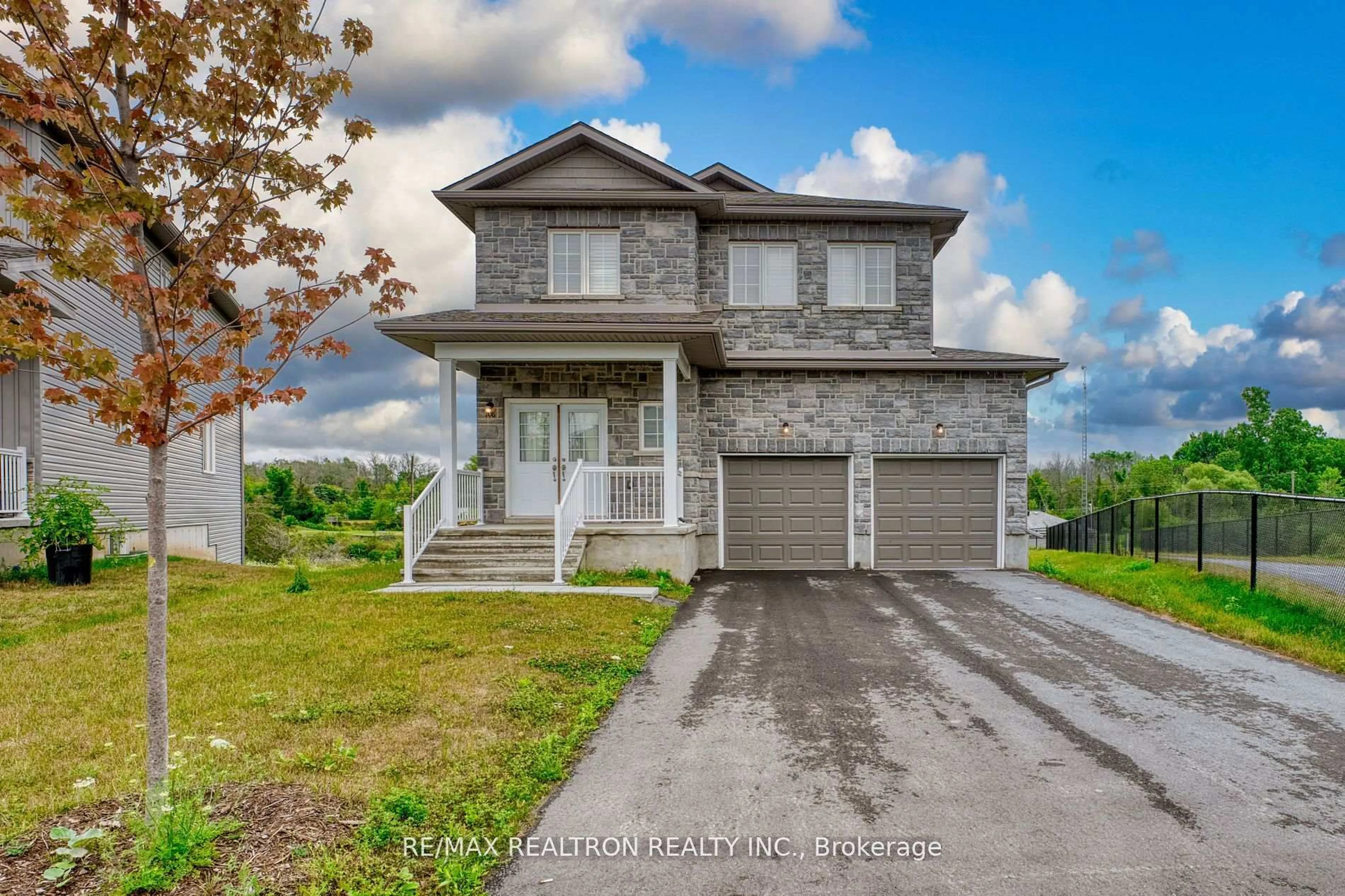 Unknown for 108 Brennan Cres, Bissett Creek Ontario K0H 2H0