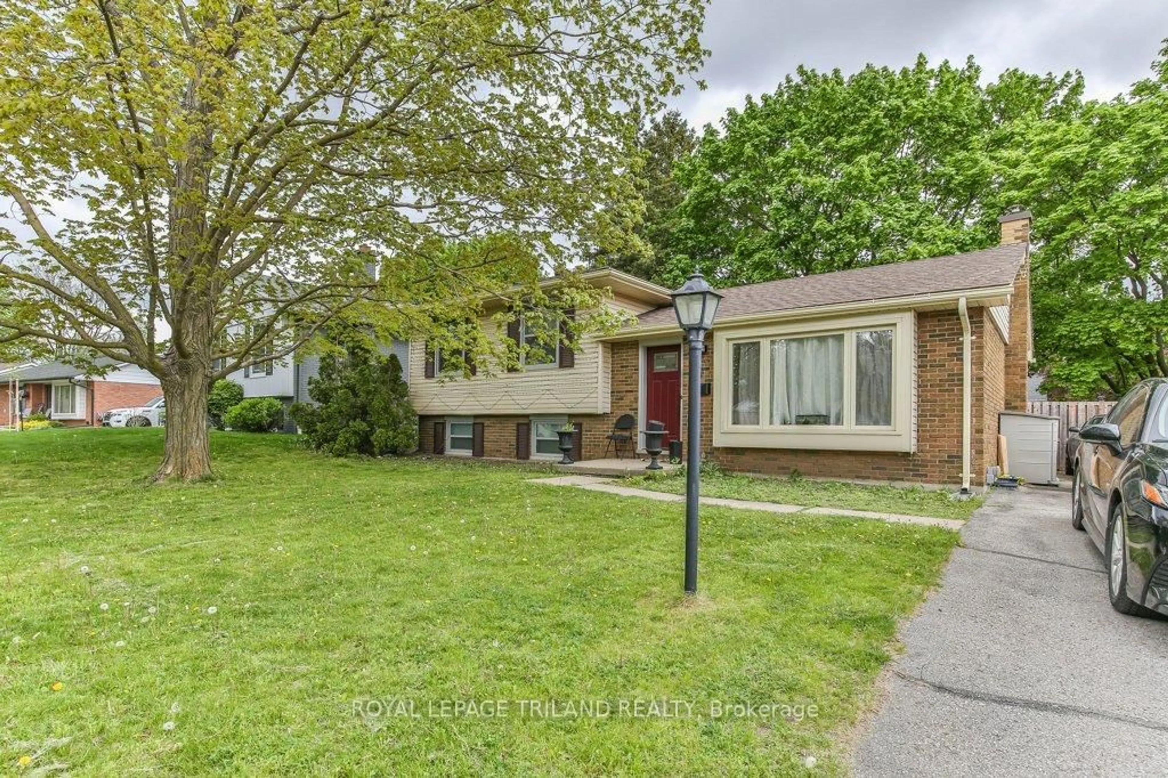 Home with brick exterior material, street for 4 MAXWELL Cres, London North Ontario N5X 1Z1