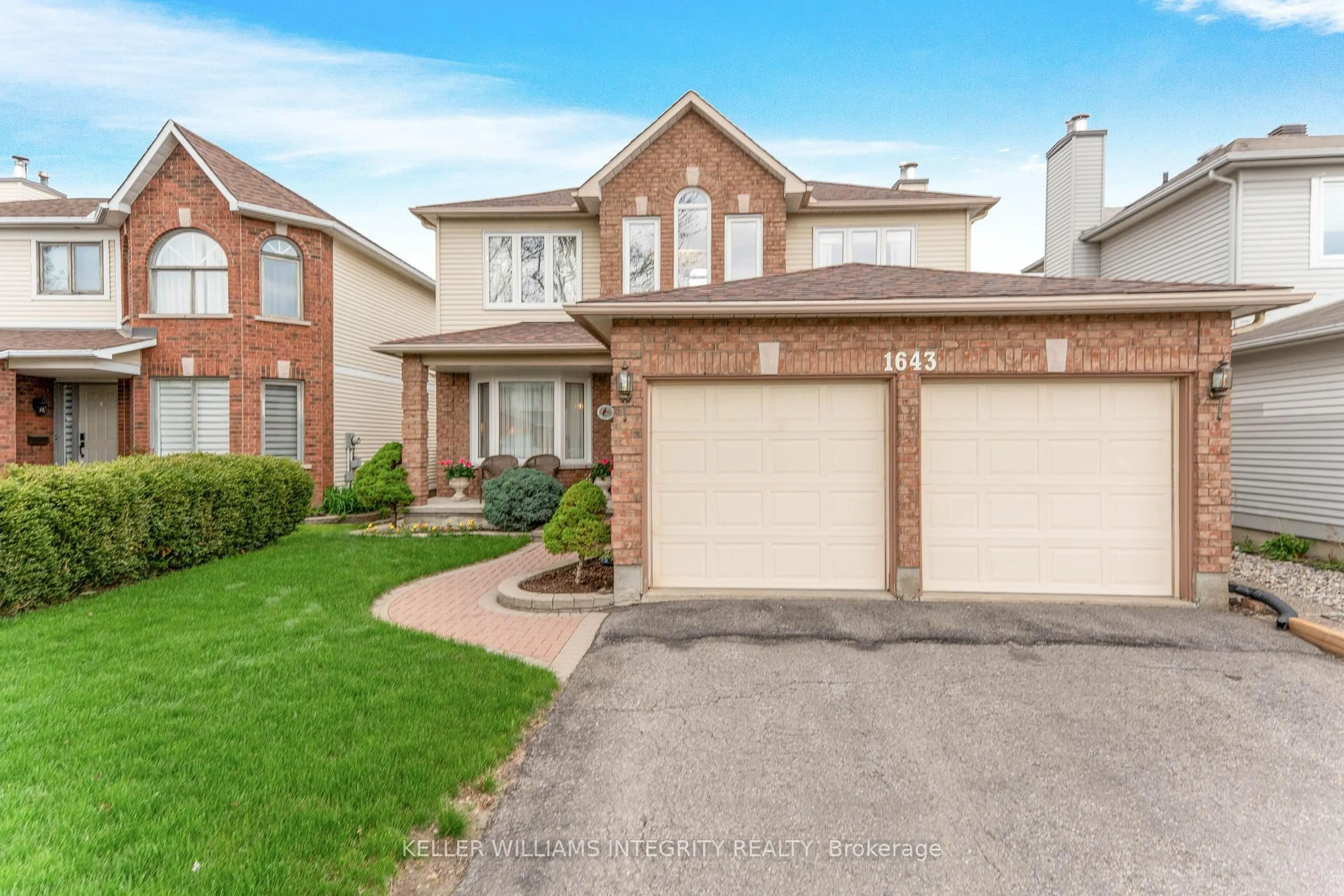 Home with brick exterior material, street for 1643 Blohm Dr, Ottawa Ontario K1G 5S4
