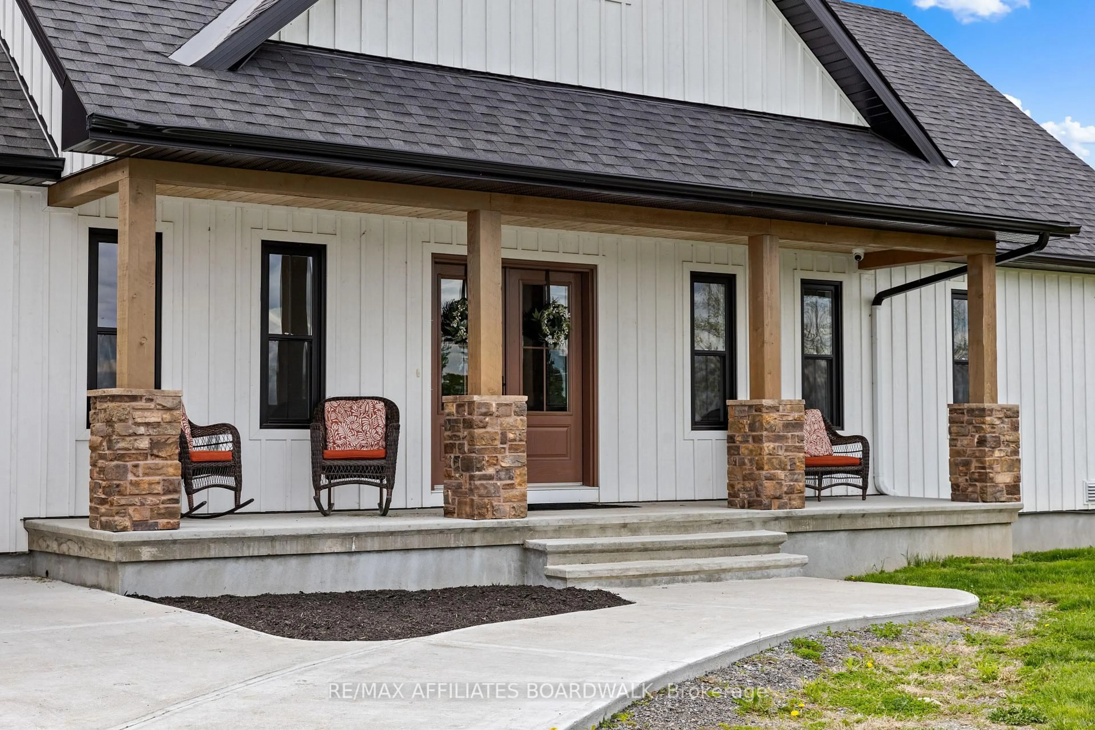 Unknown for 3402 Stagecoach Rd, Osgoode Ontario K0A 2W0