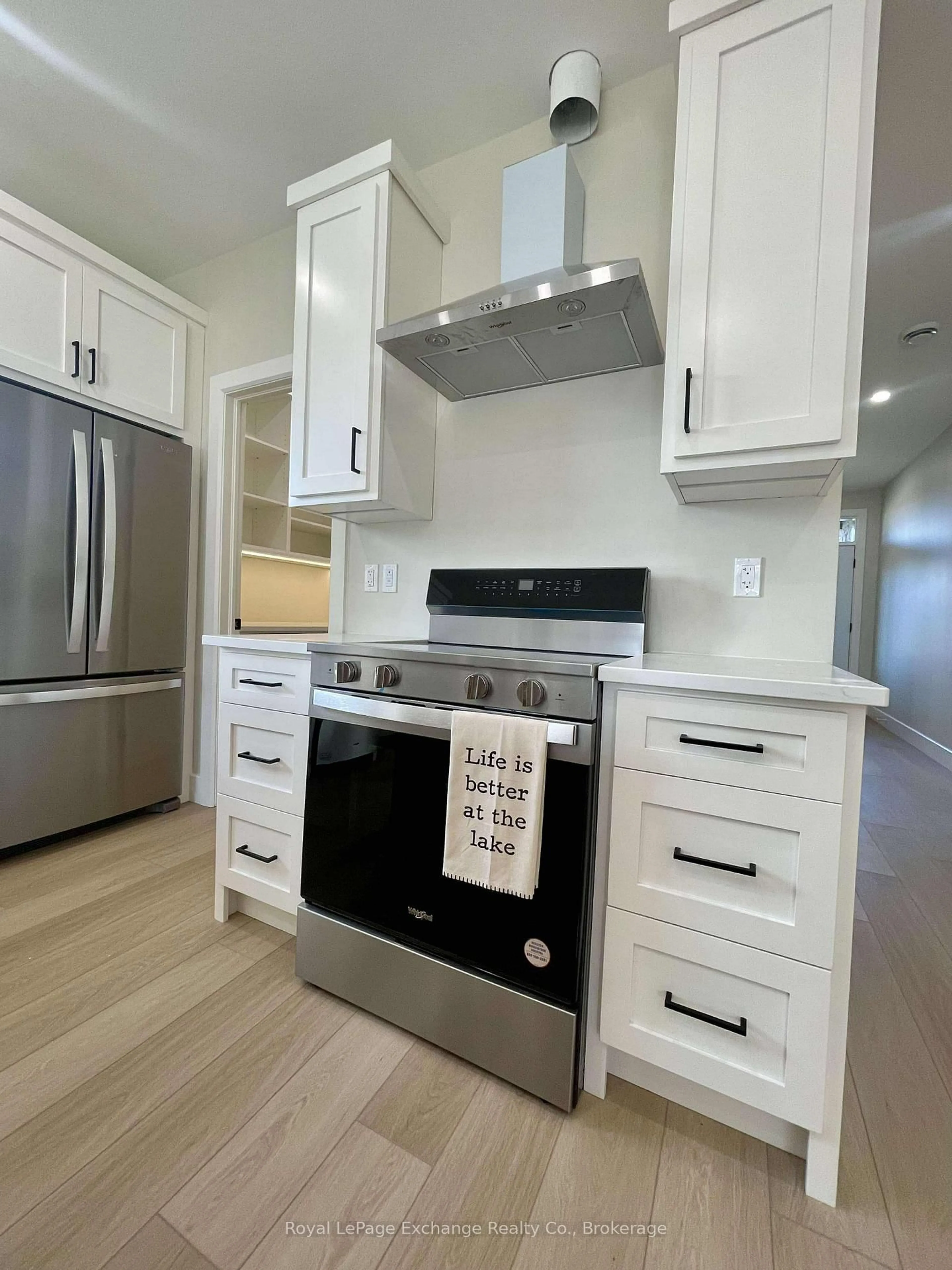Open concept kitchen, unknown for 68 Merceds Cres, Kincardine Ontario N2Z 1G8