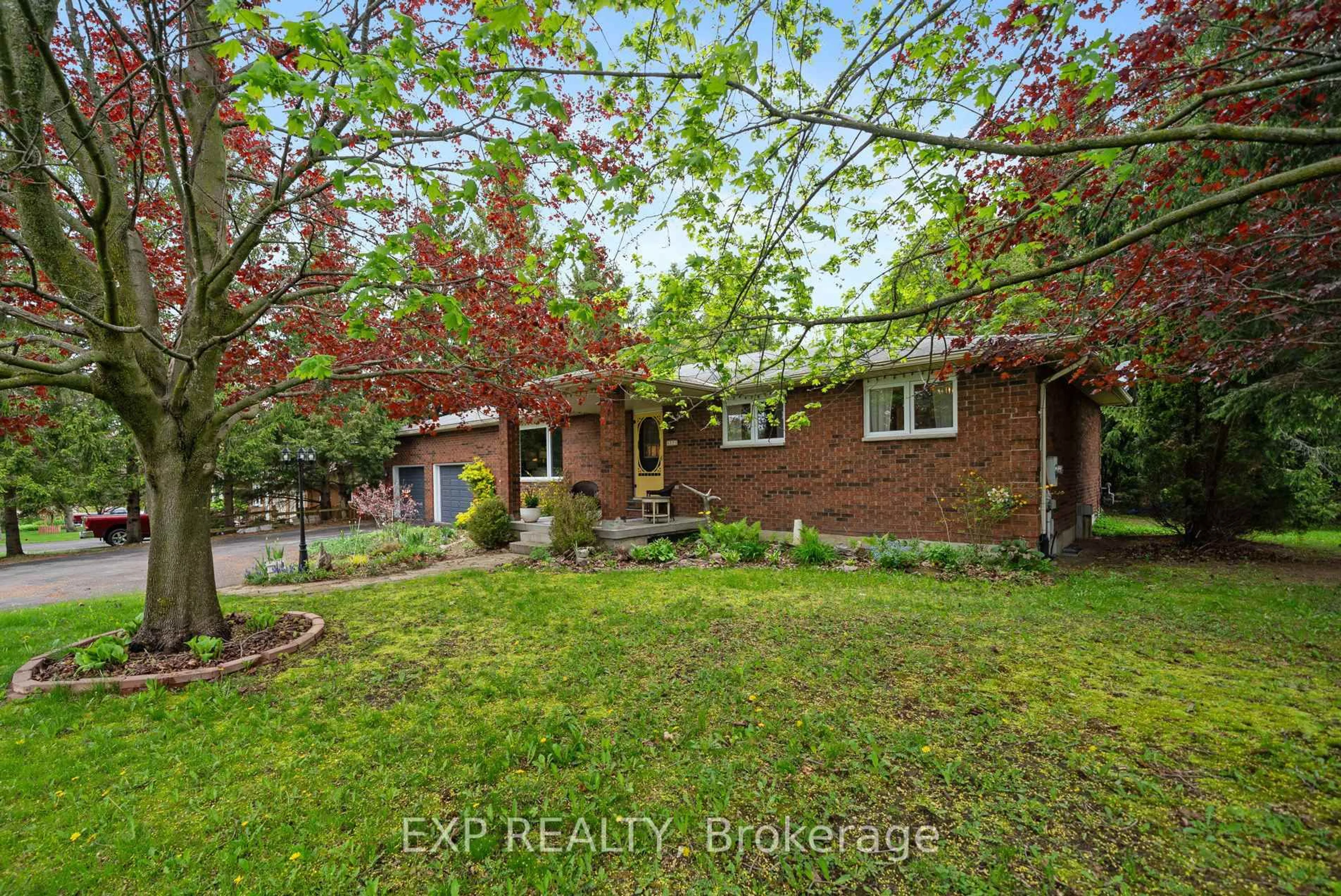 A pic from outside/outdoor area/front of a property/back of a property/a pic from drone, street for 8570 Danforth Rd, Hamilton Township Ontario K9A 0T7