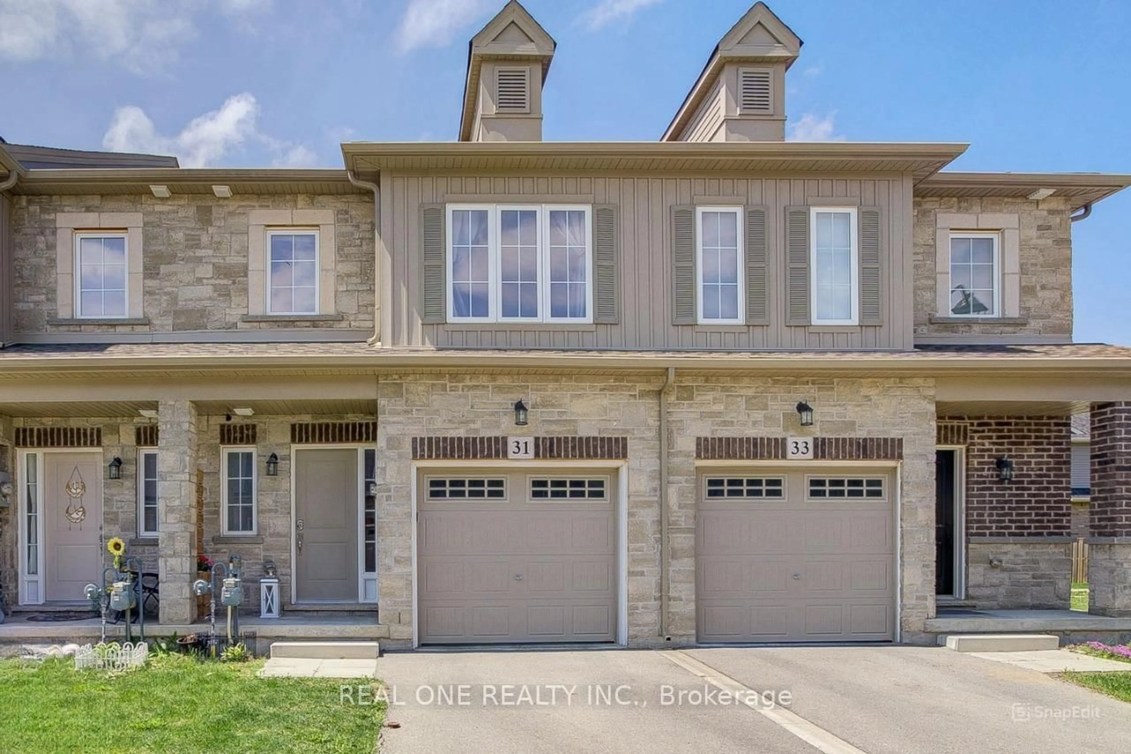 Unknown for 31 Garlent Ave, Hamilton Ontario L9K 0J9