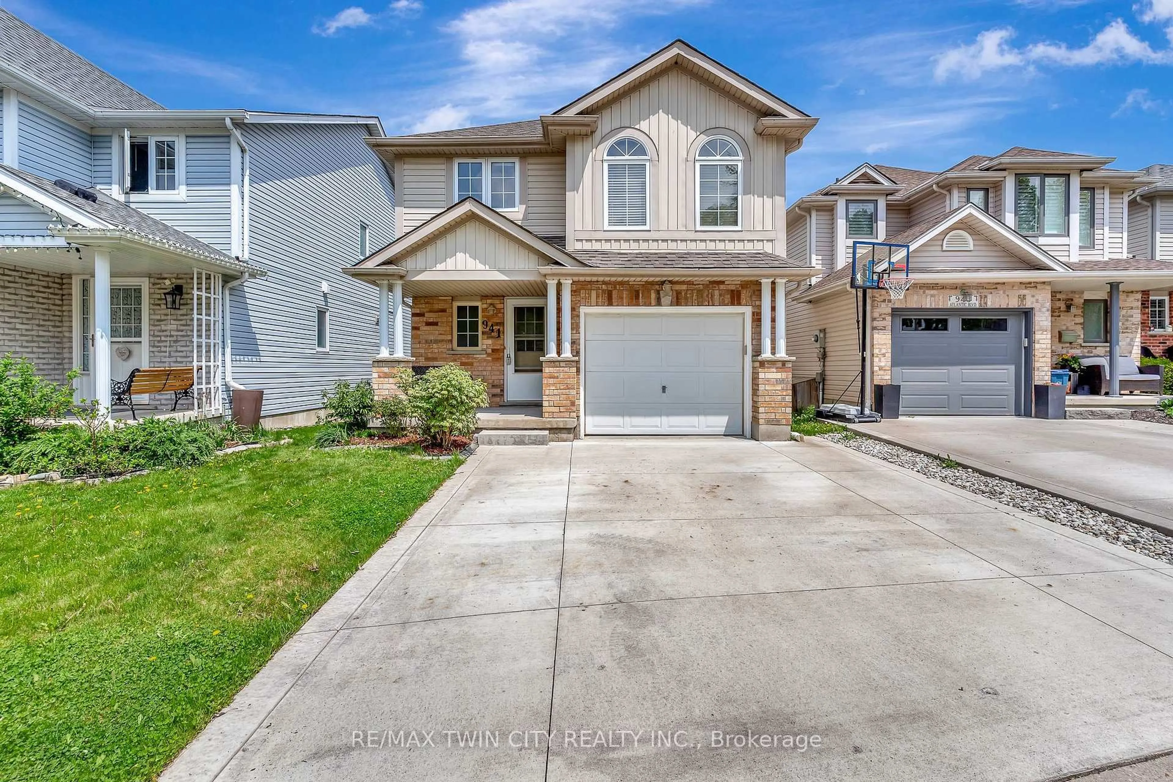Unknown for 941 Atlantic Blvd, Waterloo Ontario N2K 4L5