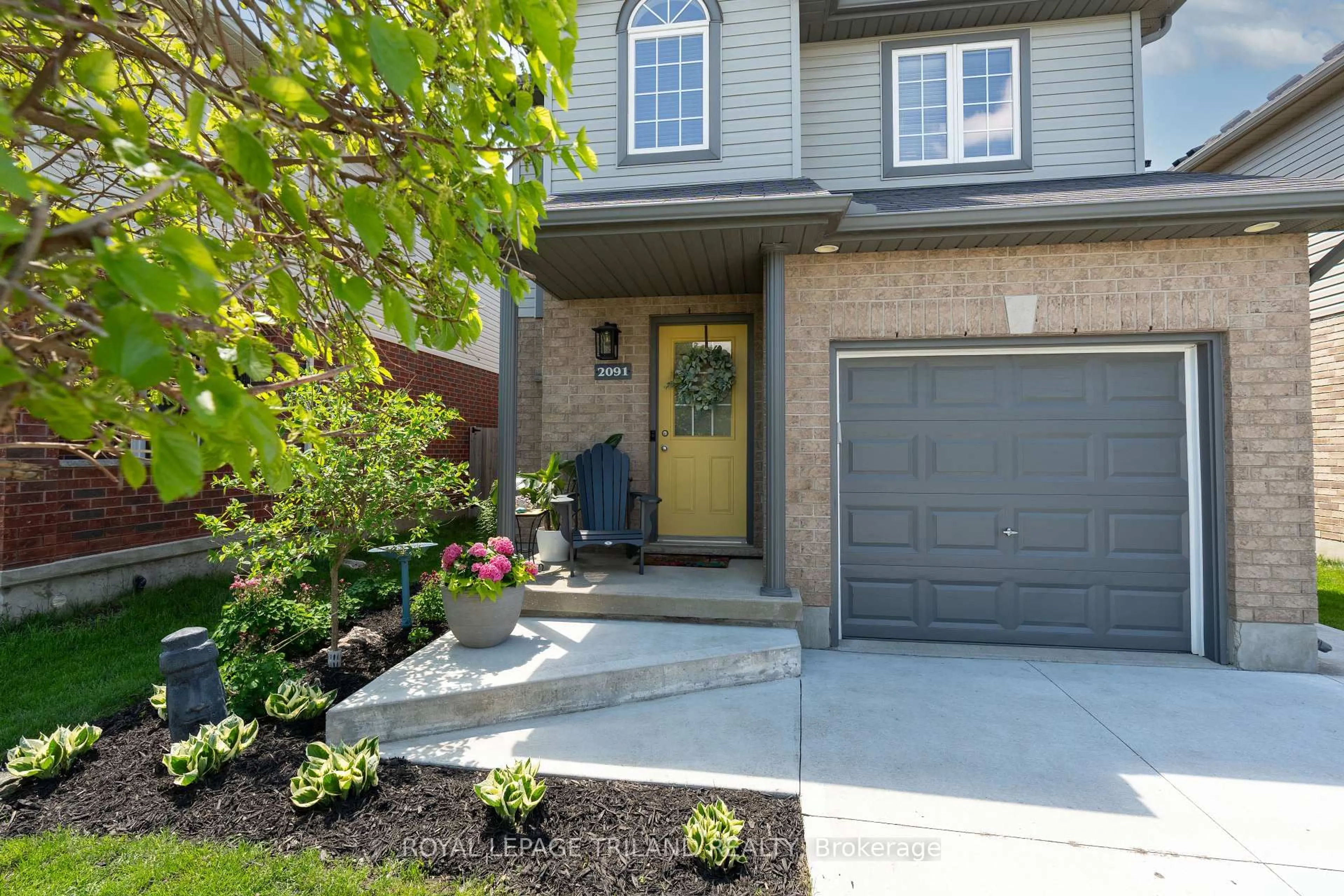 Home with brick exterior material, street for 2091 Foxwood Ave, London North Ontario N6G 0C7