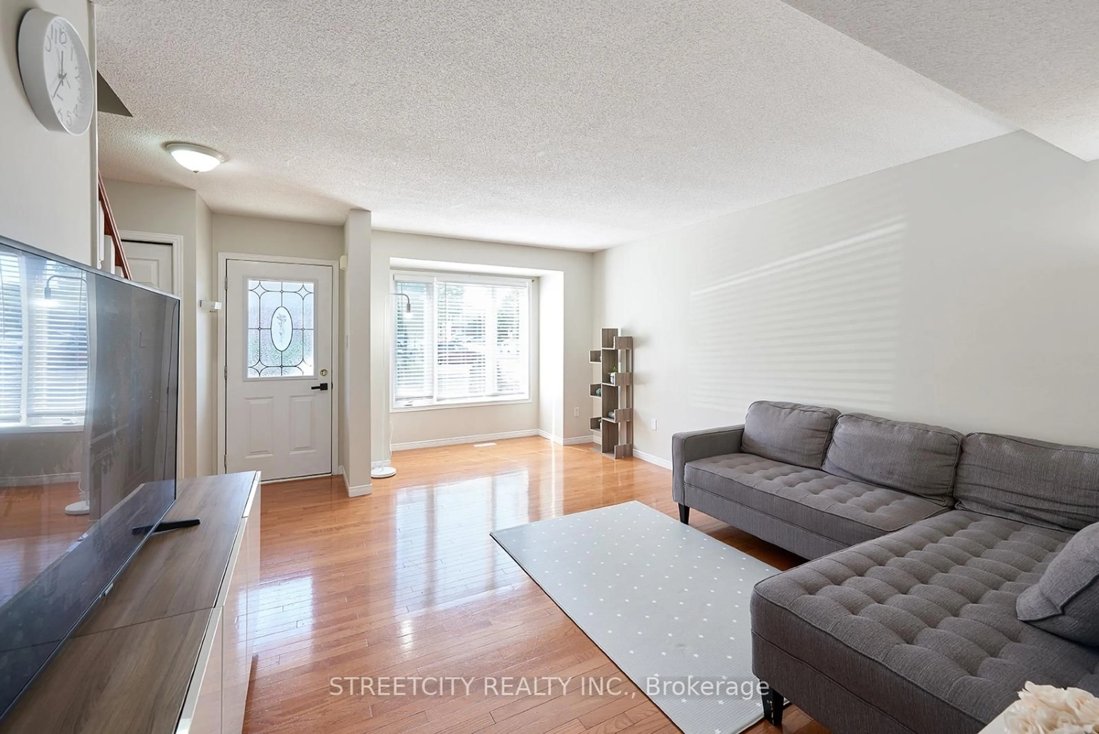Living room with furniture, unknown for 1535 Trossacks Ave #16, London North Ontario N5X 4R1