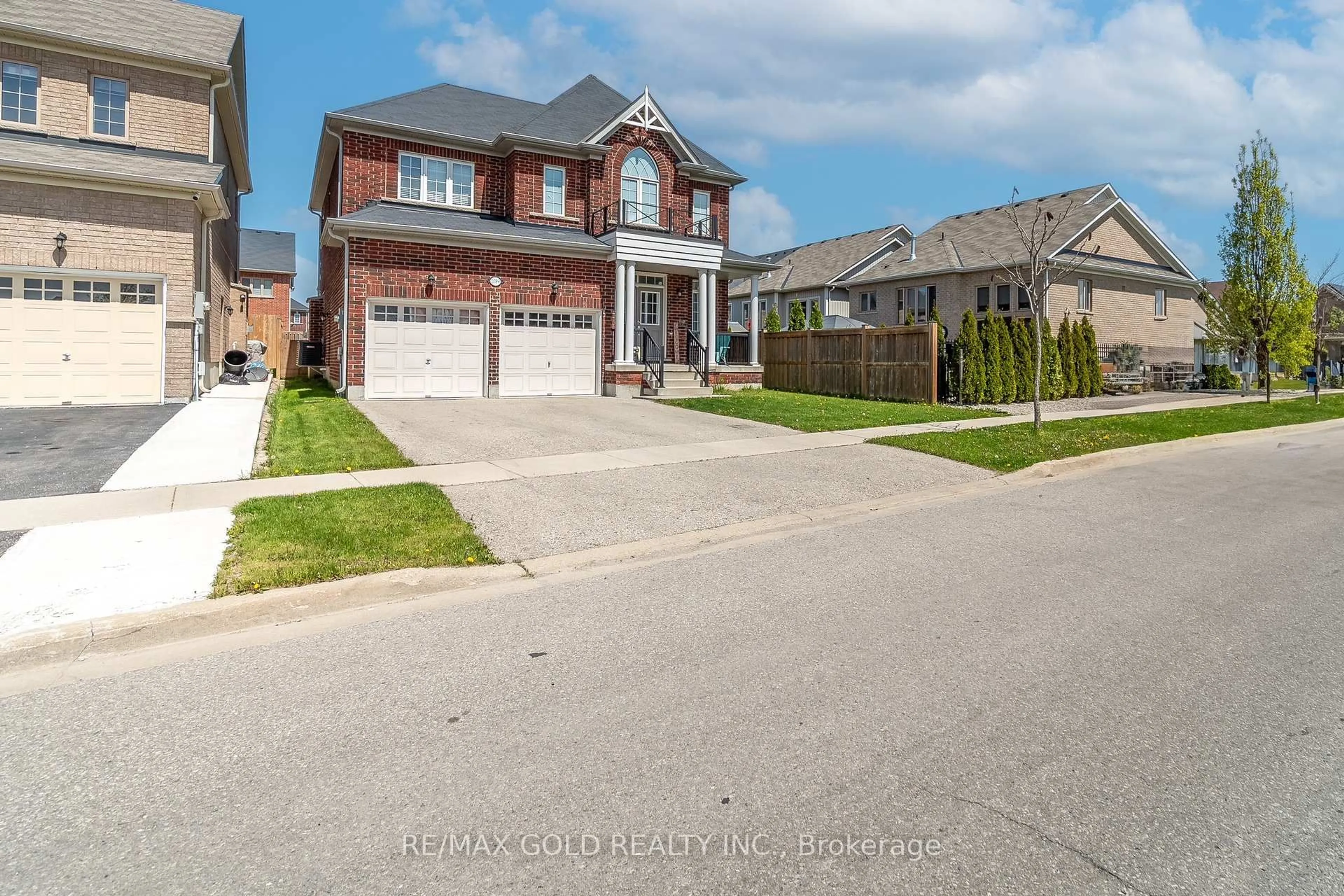 Home with brick exterior material, street for 1089 Upper Thames Dr, Woodstock Ontario N4T 0H2