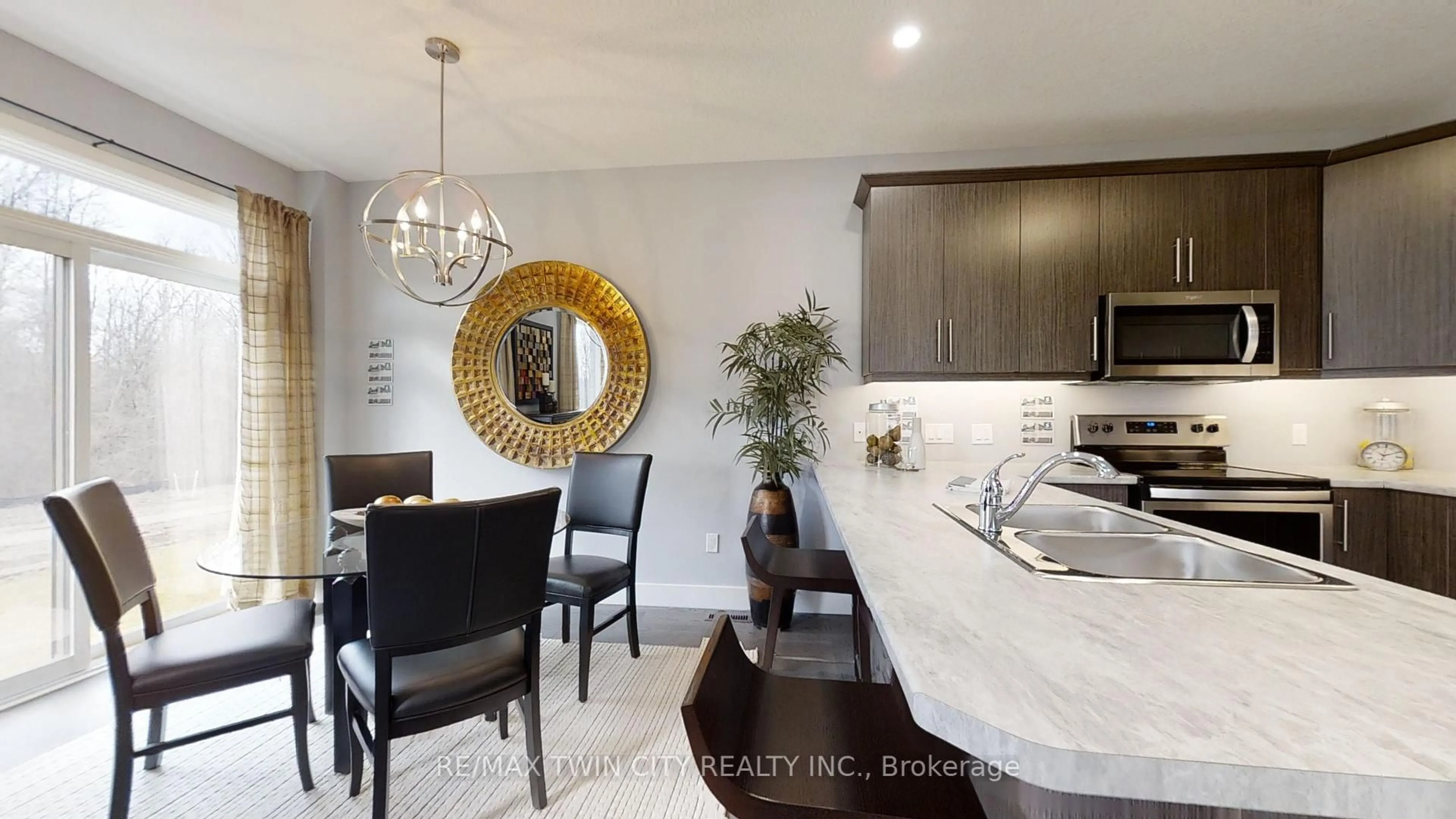 Open concept kitchen, ceramic/tile floor for 2024 Evans Blvd, London South Ontario N6M 0J6