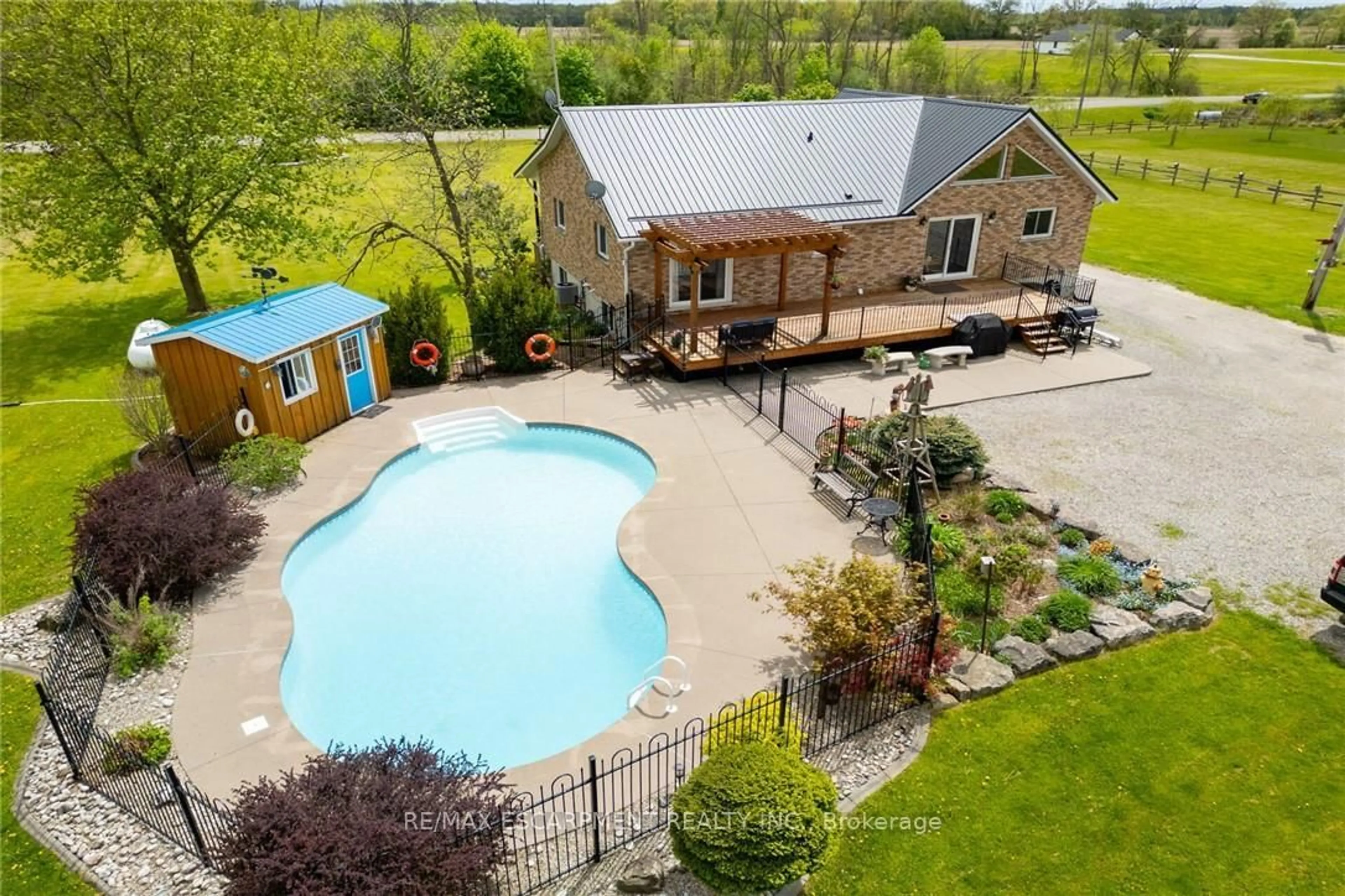 A pic from outside/outdoor area/front of a property/back of a property/a pic from drone, water/lake/river/ocean view for 1309 Concession 1 Rd, Haldimand Ontario N0A 1C0