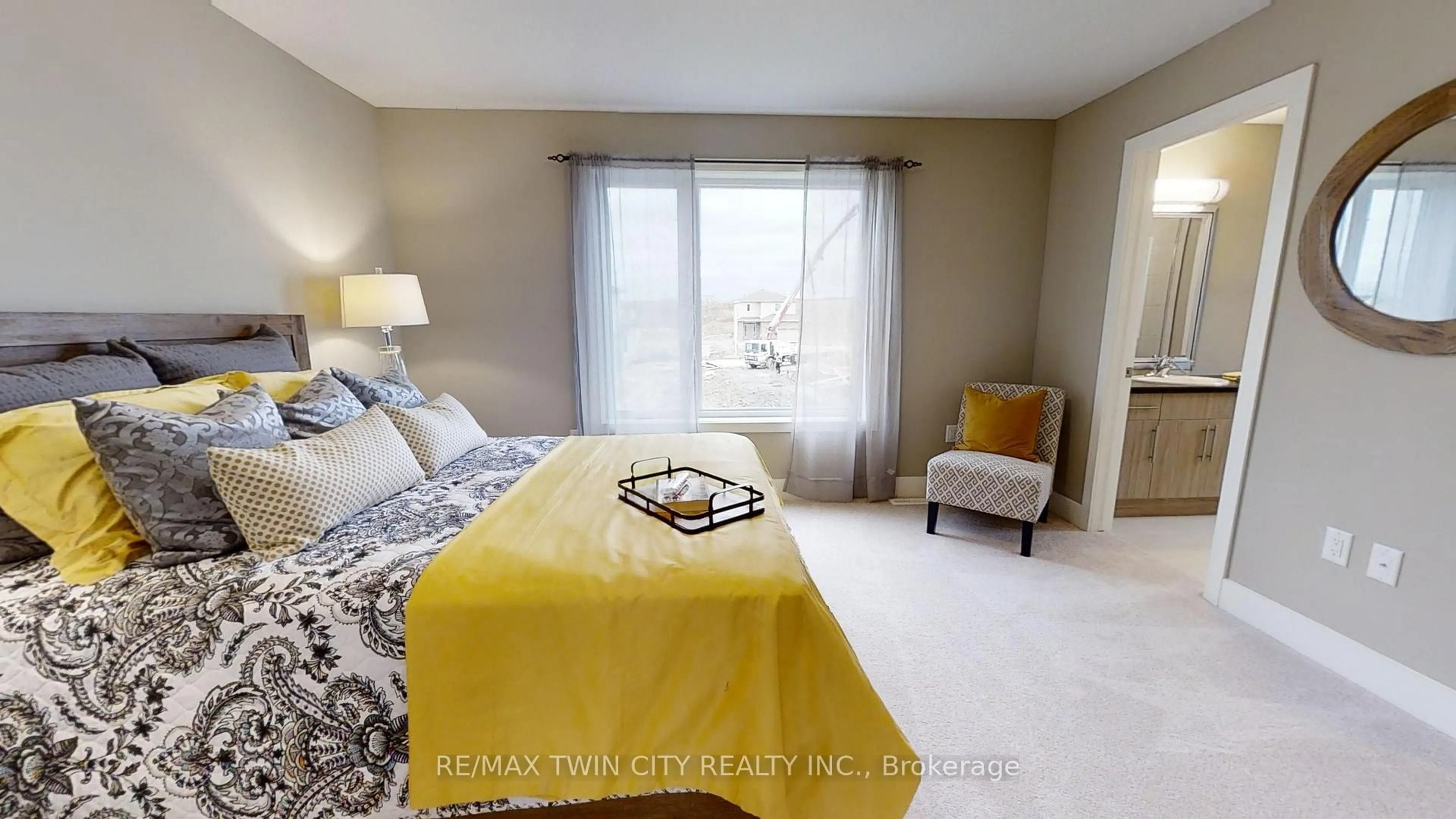 Bedroom with bed, unknown for 2250 Southport Cres, London South Ontario N6M 0A1