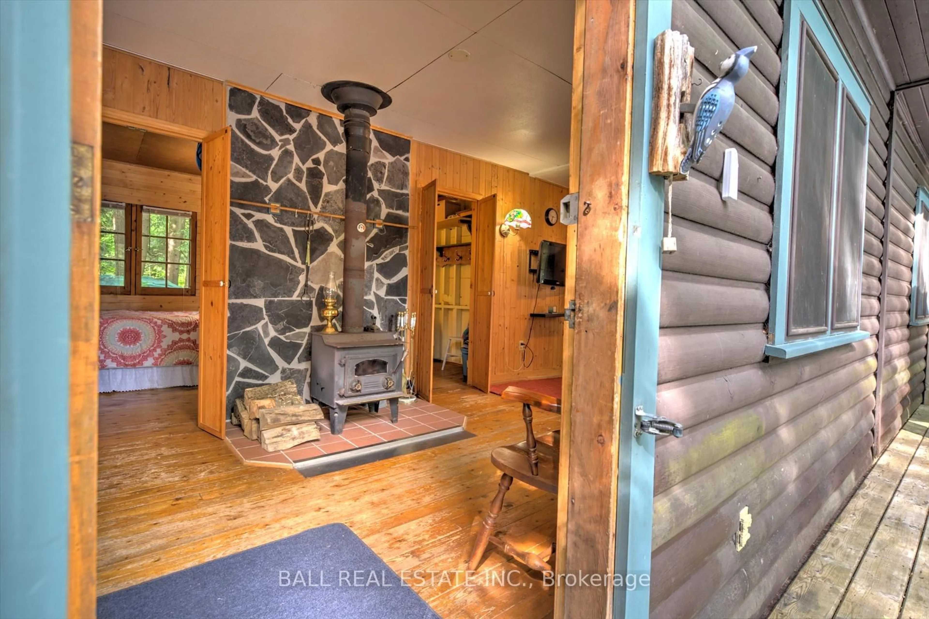 Indoor entryway for 118 Fire Route 277 N/A, Trent Lakes Ontario K0L 1J0