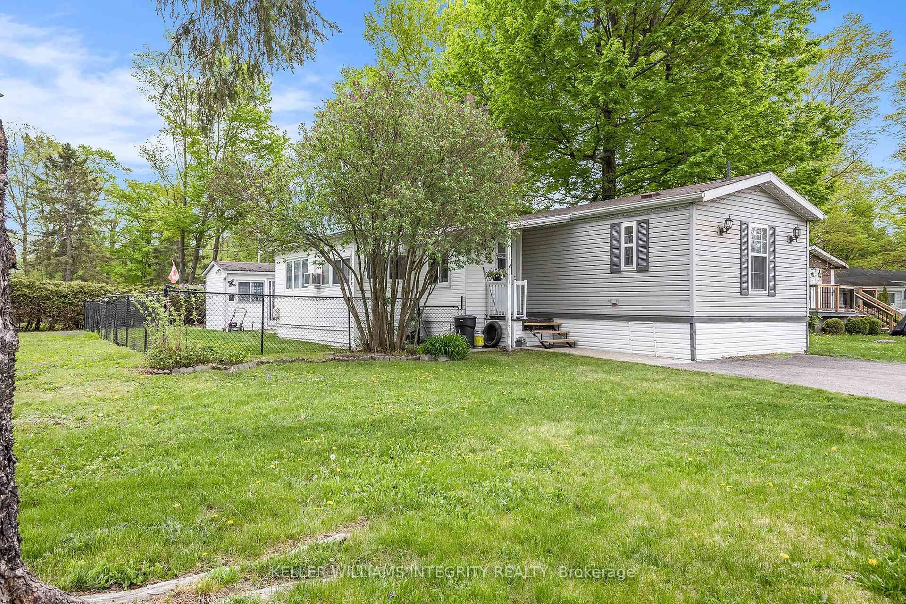 Home with vinyl exterior material, street for 14 Oakwood Ave, Beckwith Ontario K7C 0S5