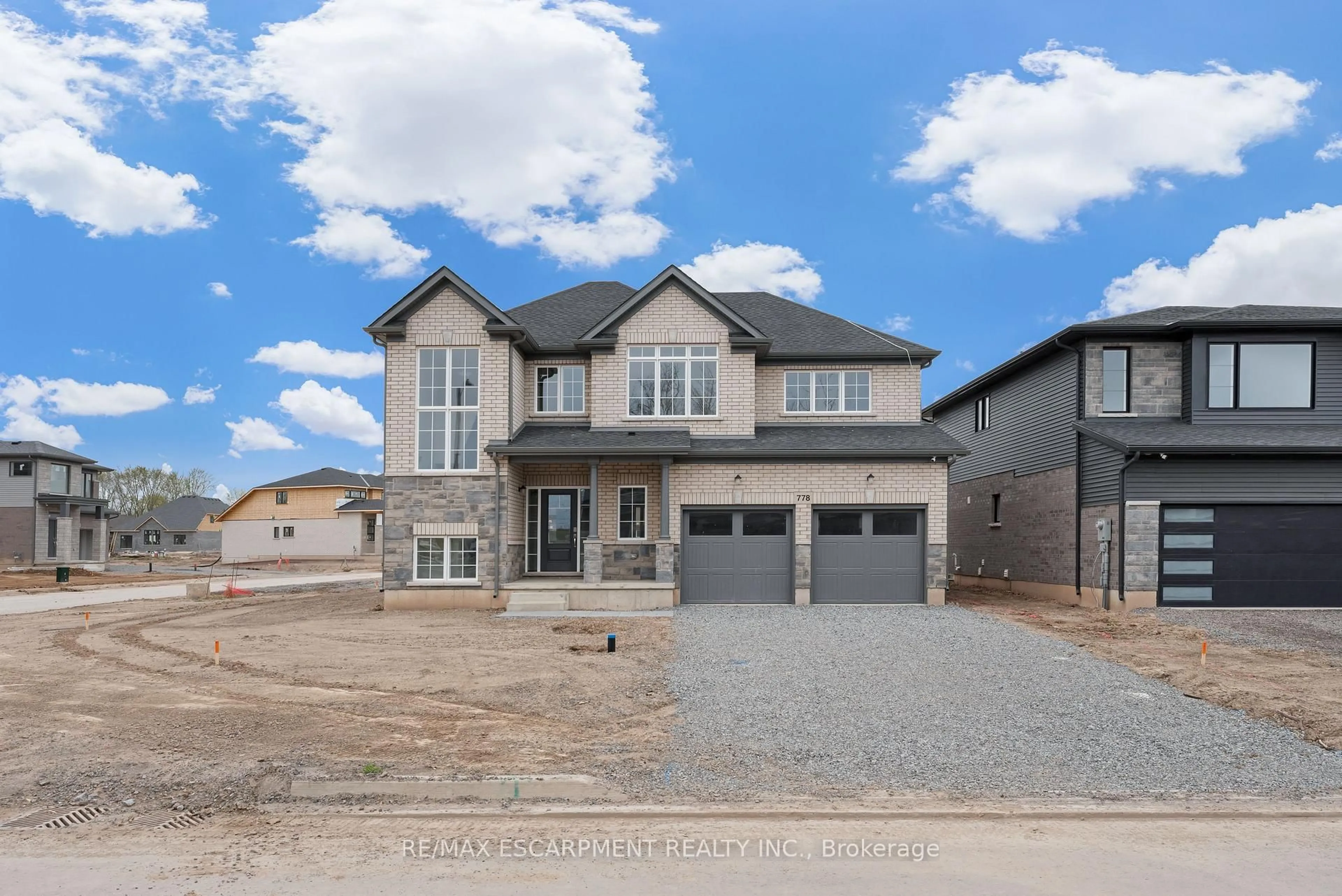 Home with brick exterior material, street for 778 Bradford Ave, Fort Erie Ontario L2A 0H3