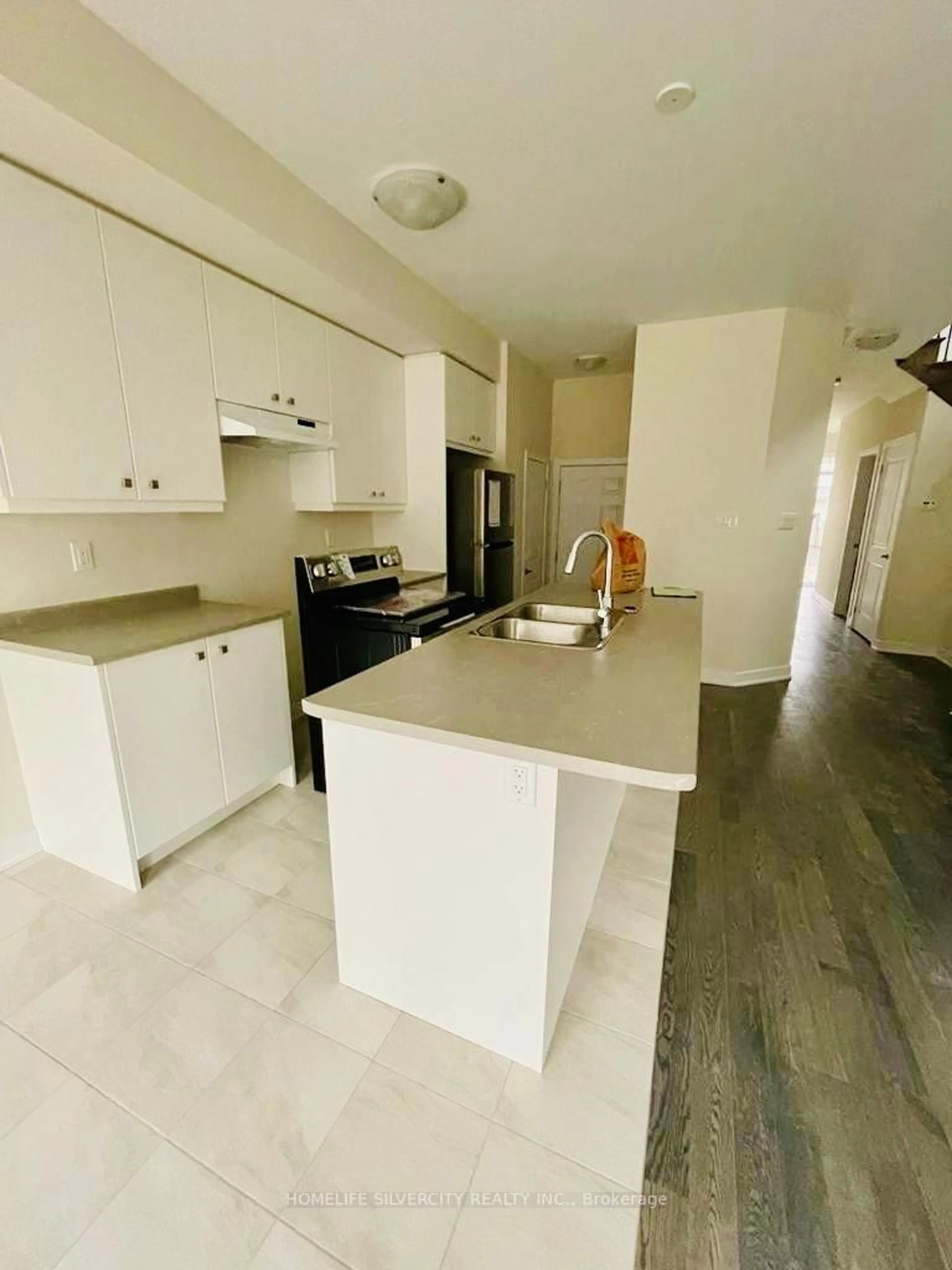 Open concept kitchen, unknown for 48 Stern Dr, Welland Ontario L3B 0M3