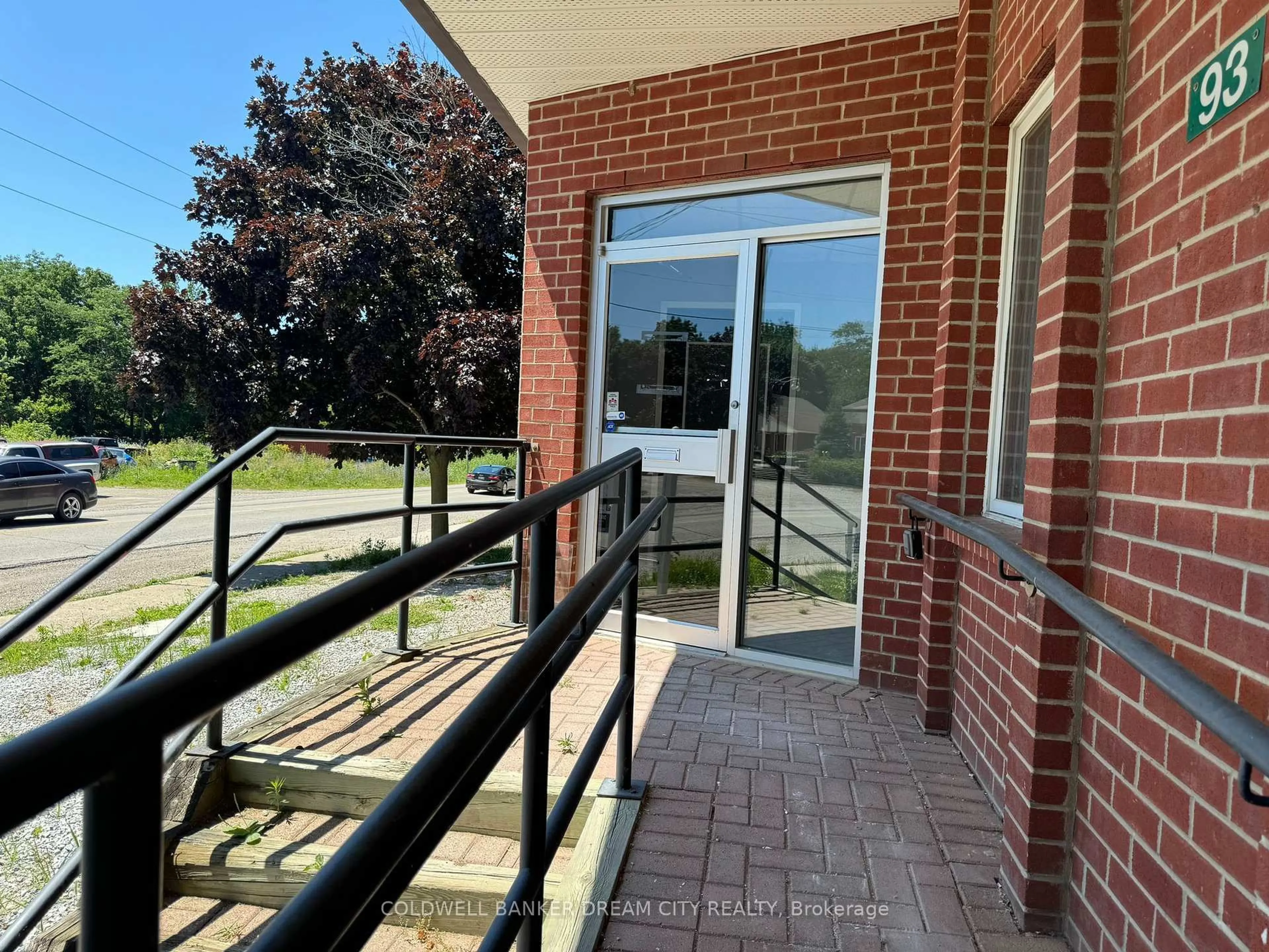 Unknown for 93 Main St, Chatham-Kent Ontario N0P 1T0