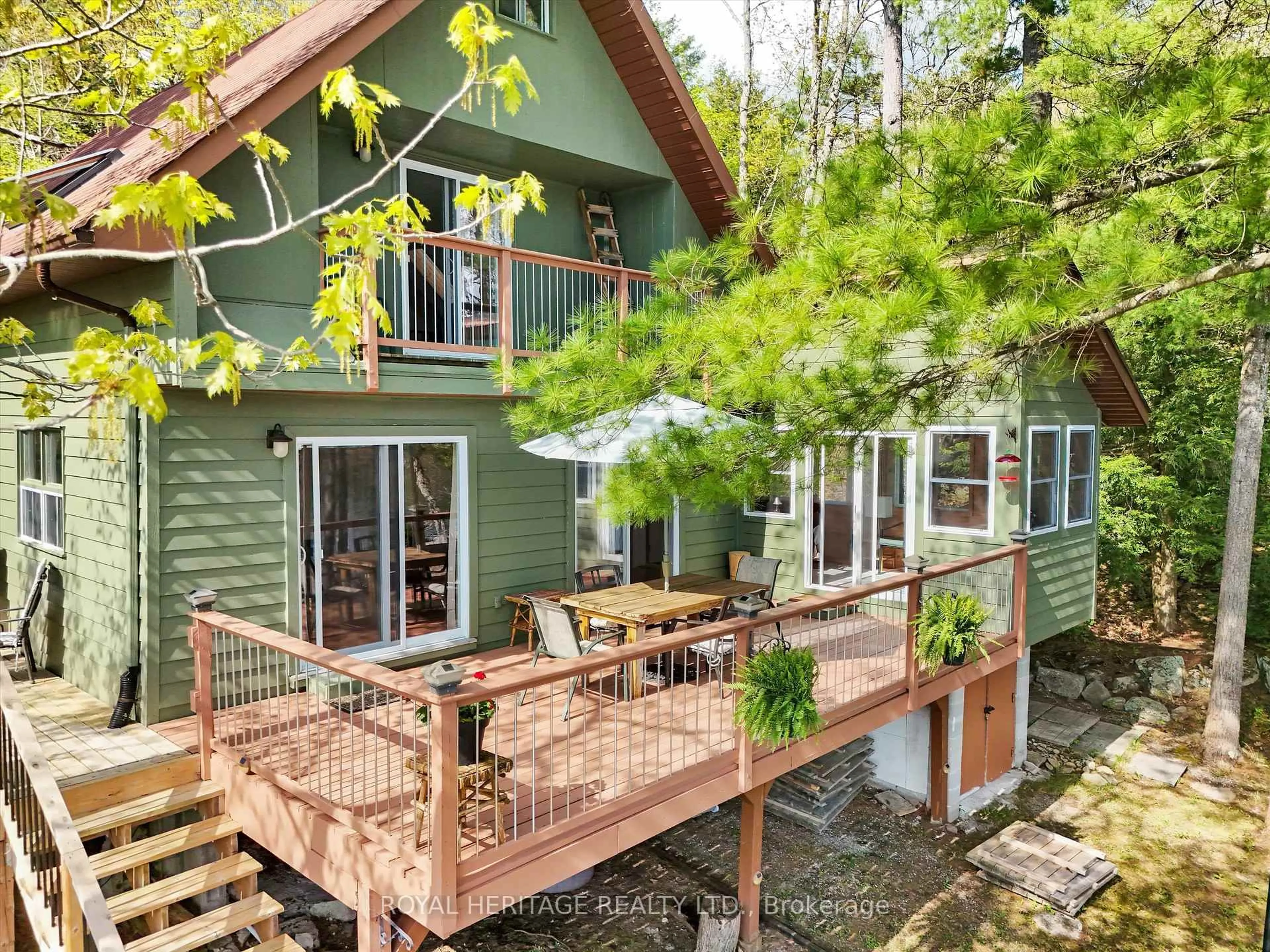 Patio, unknown for 1346 Wahta #2 Rd, Georgian Bay Ontario P0C 1A0