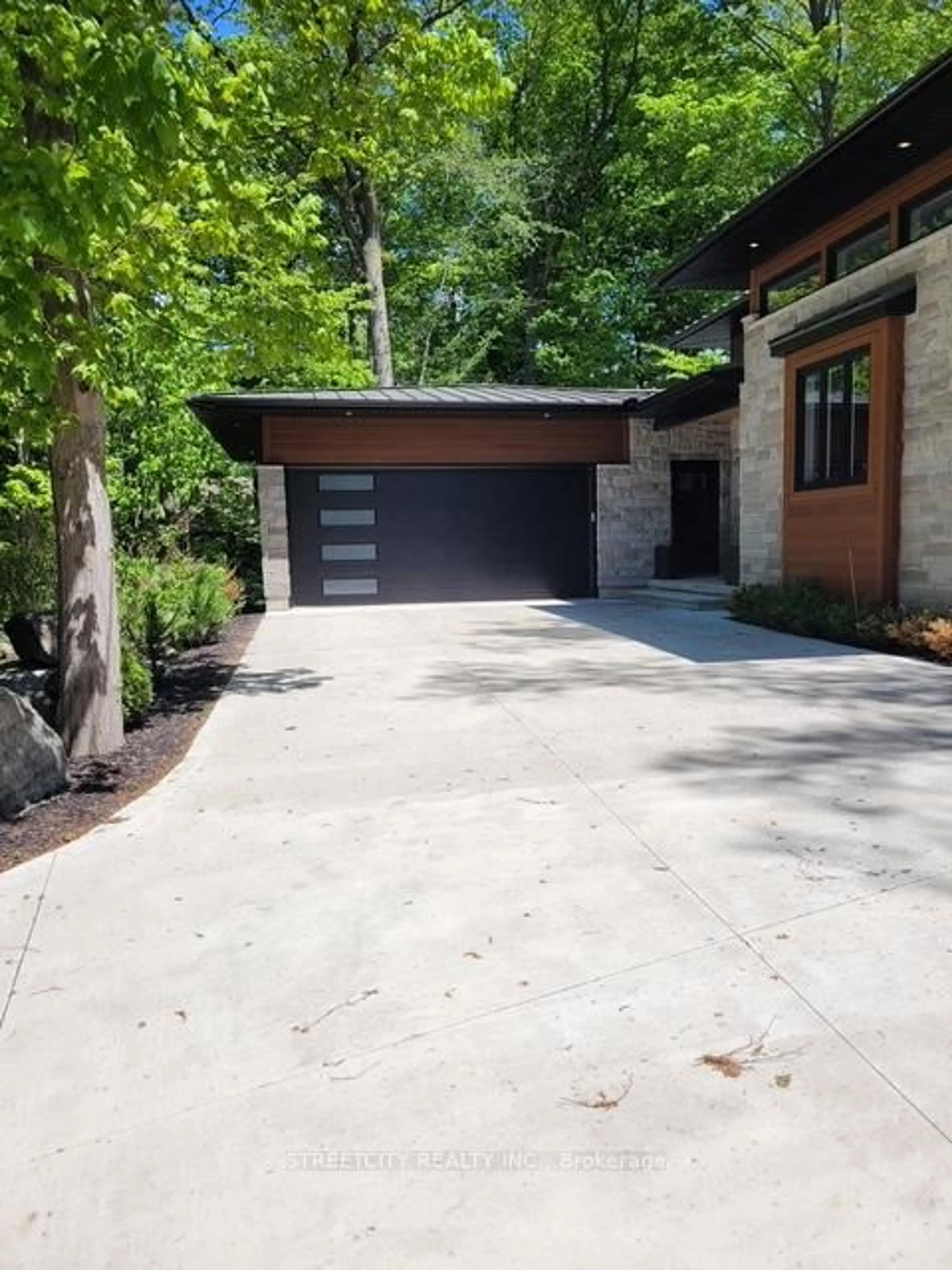 Unknown for 141 Baldwin St, Tillsonburg Ontario N4G 2K4