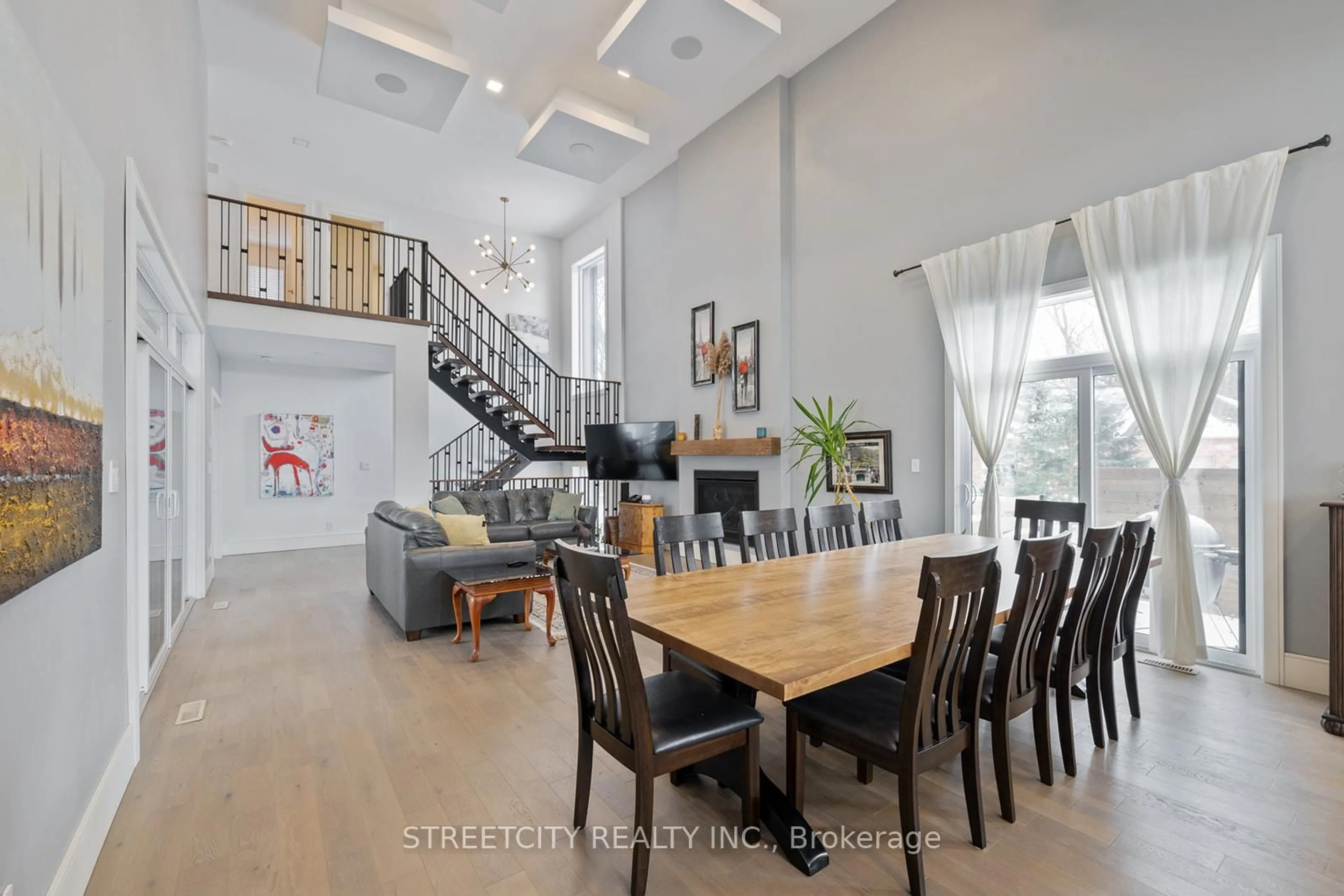 Dining room, unknown for 141 Baldwin St, Tillsonburg Ontario N4G 2K4