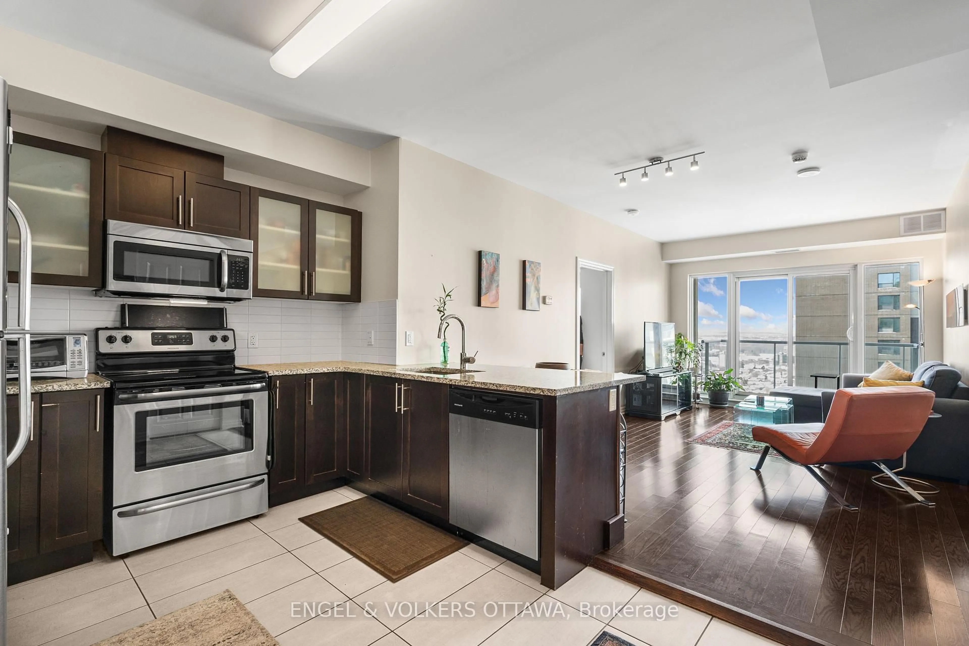 Open concept kitchen, unknown for 242 Rideau St #2502, Ottawa Ontario K1N 0B7