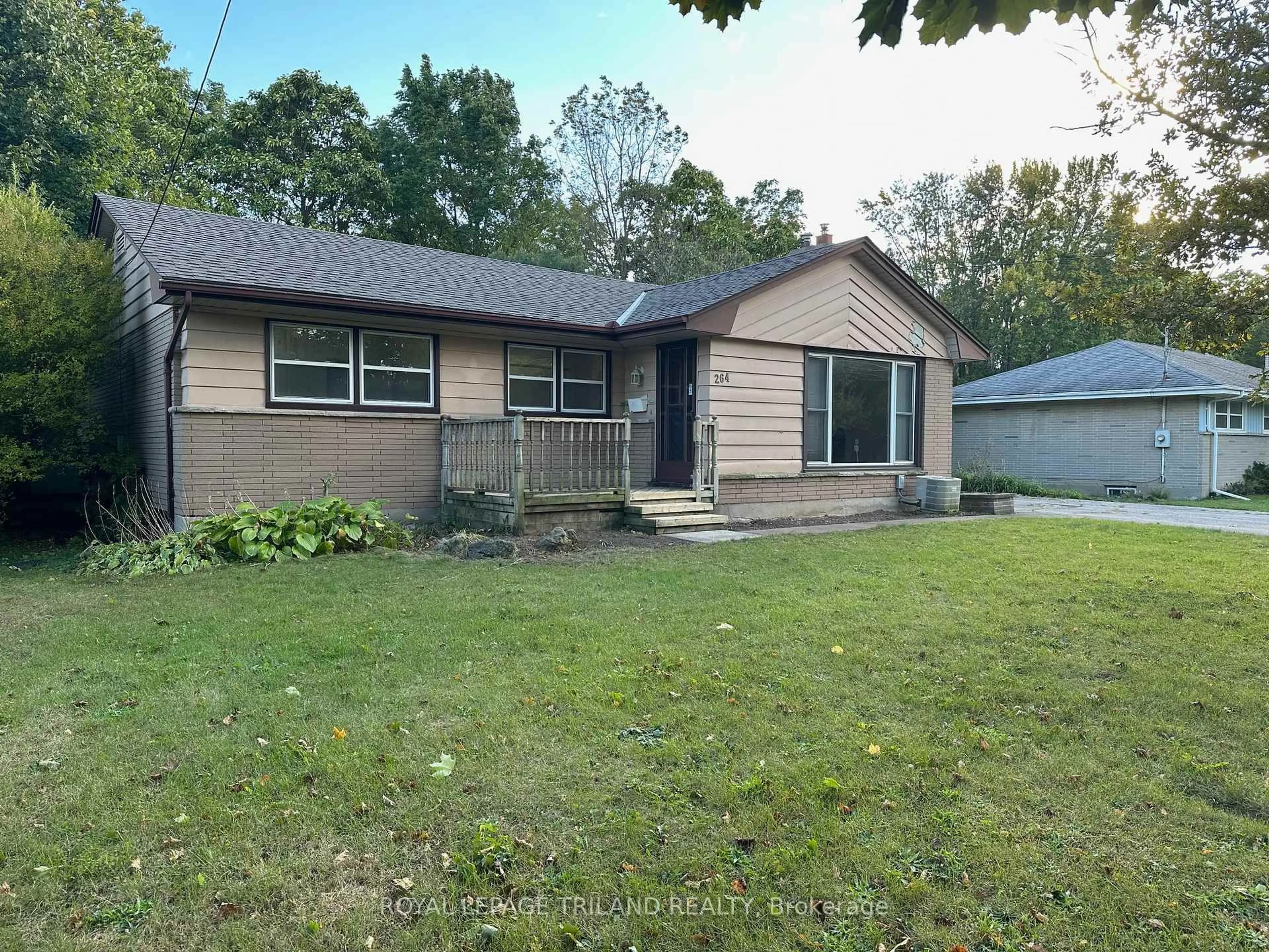 Unknown for 264 Trott Dr, London North Ontario N6G 1B5