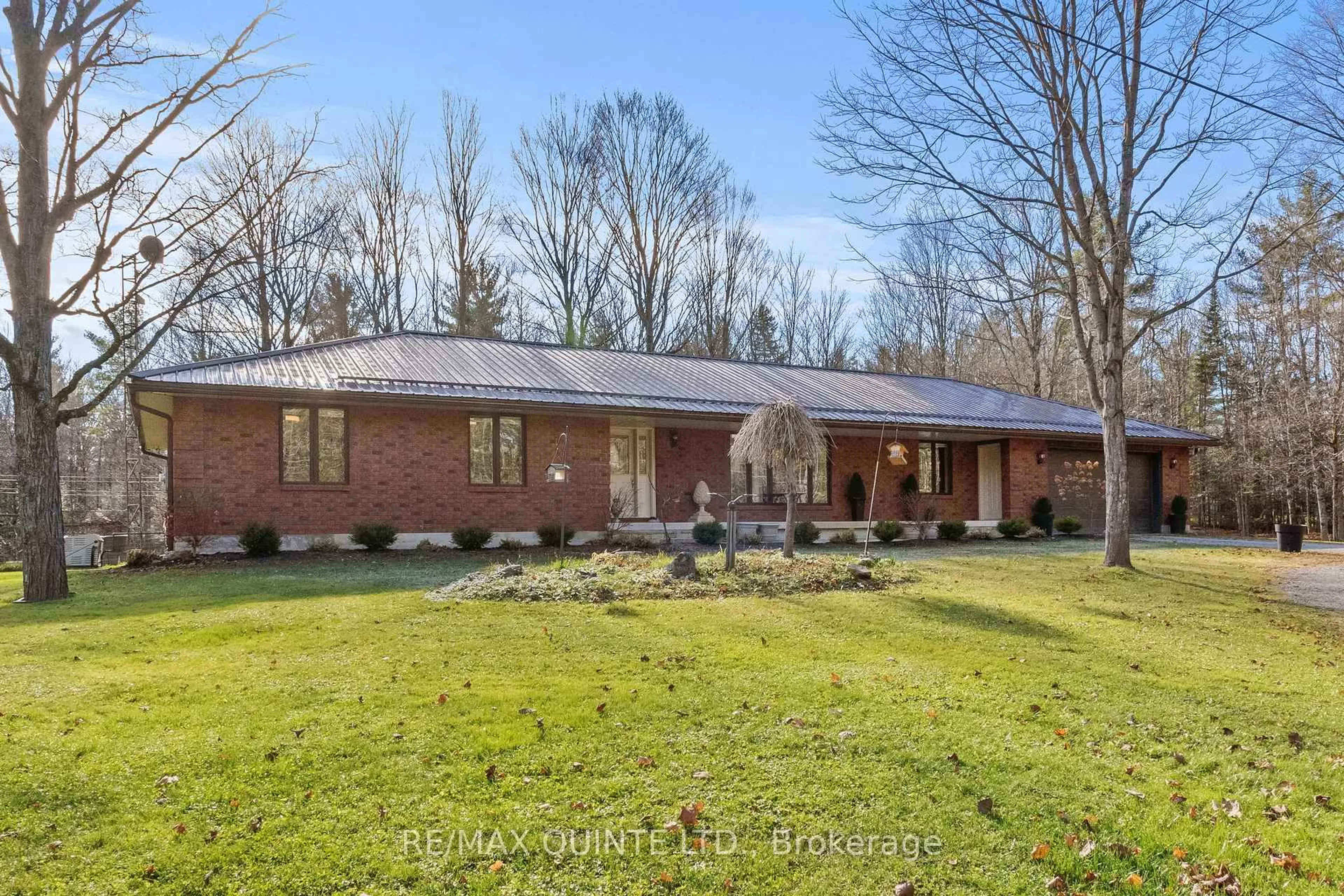 Home with brick exterior material, unknown for 1140 Somerville 3rd Concession, Kawartha Lakes Ontario K0M 1N0