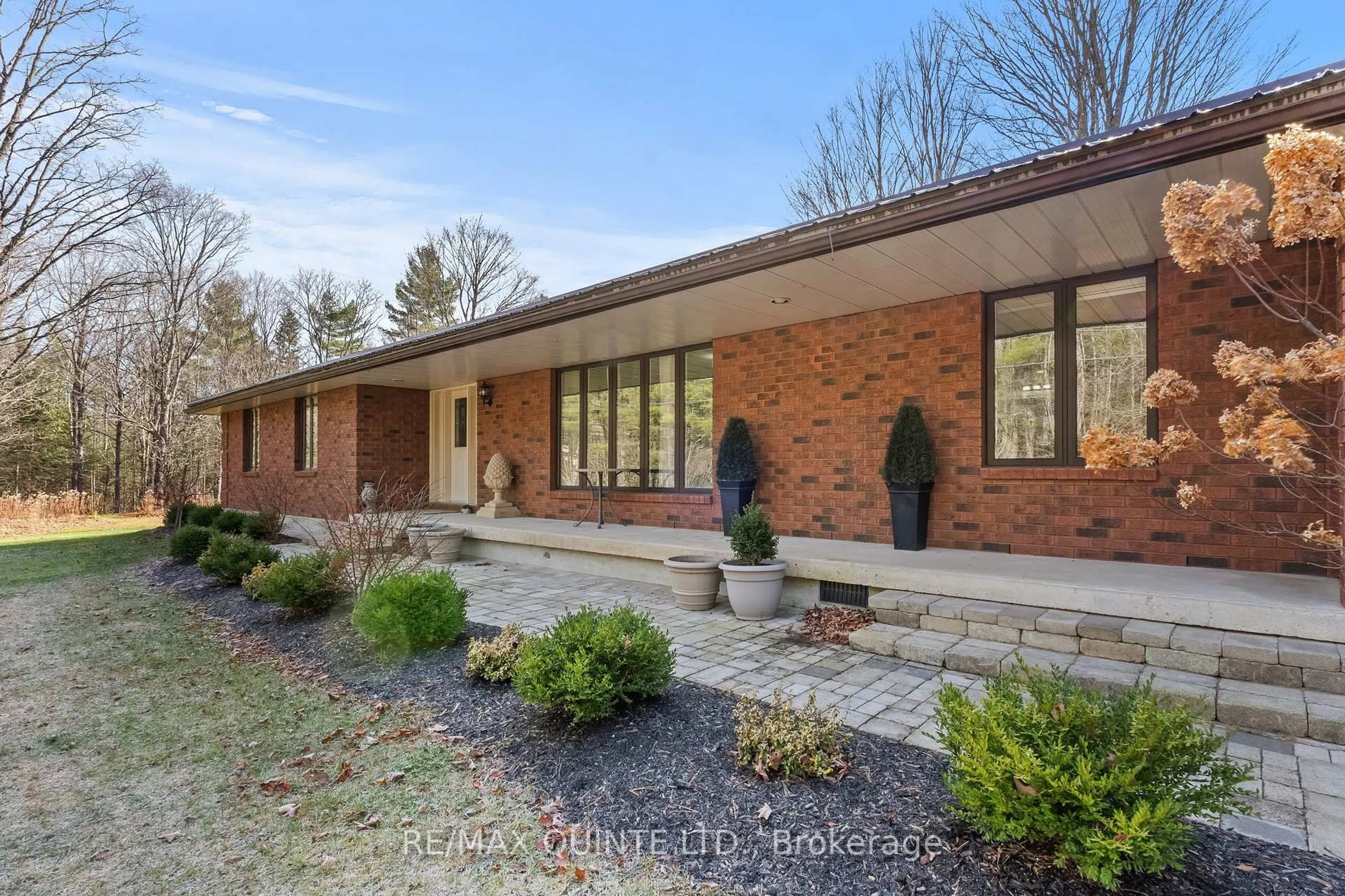 Home with brick exterior material, unknown for 1140 Somerville 3rd Concession, Kawartha Lakes Ontario K0M 1N0