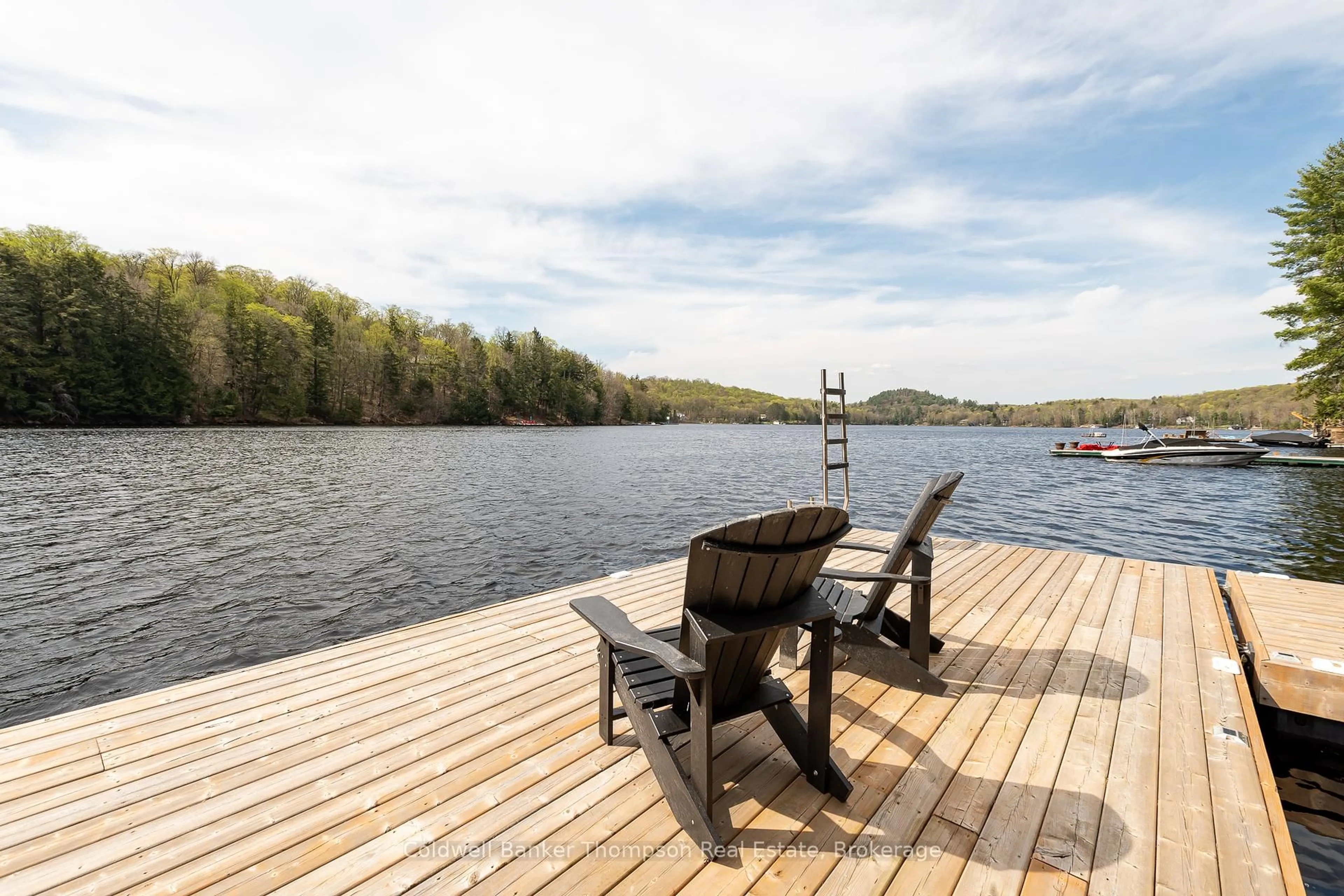 Patio, water/lake/river/ocean view for 154 North Dr, Huntsville Ontario P1H 2J2