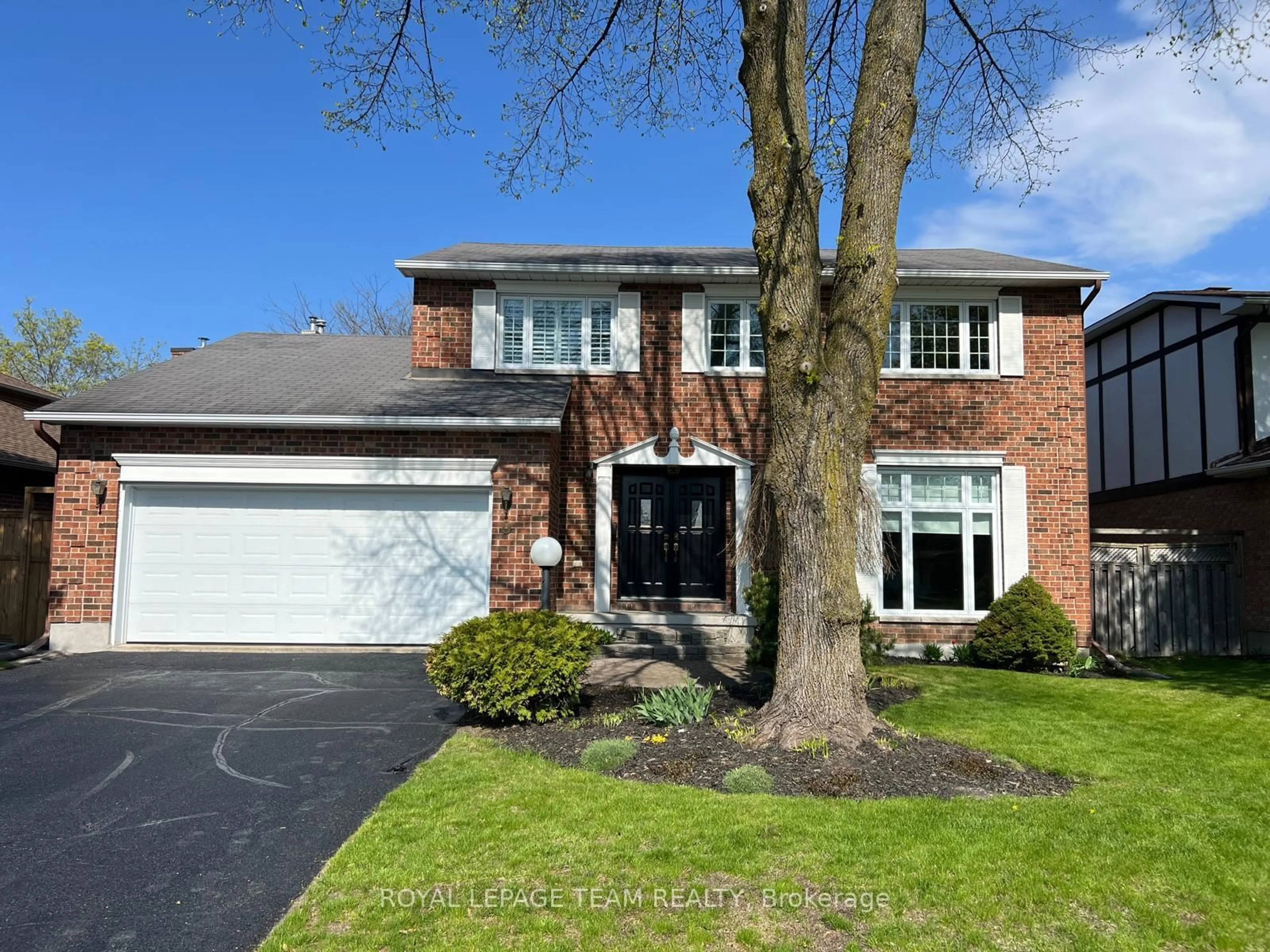 Home with brick exterior material, street for 9 Red Oaks Tr, Stittsville Ontario K2S 1E2