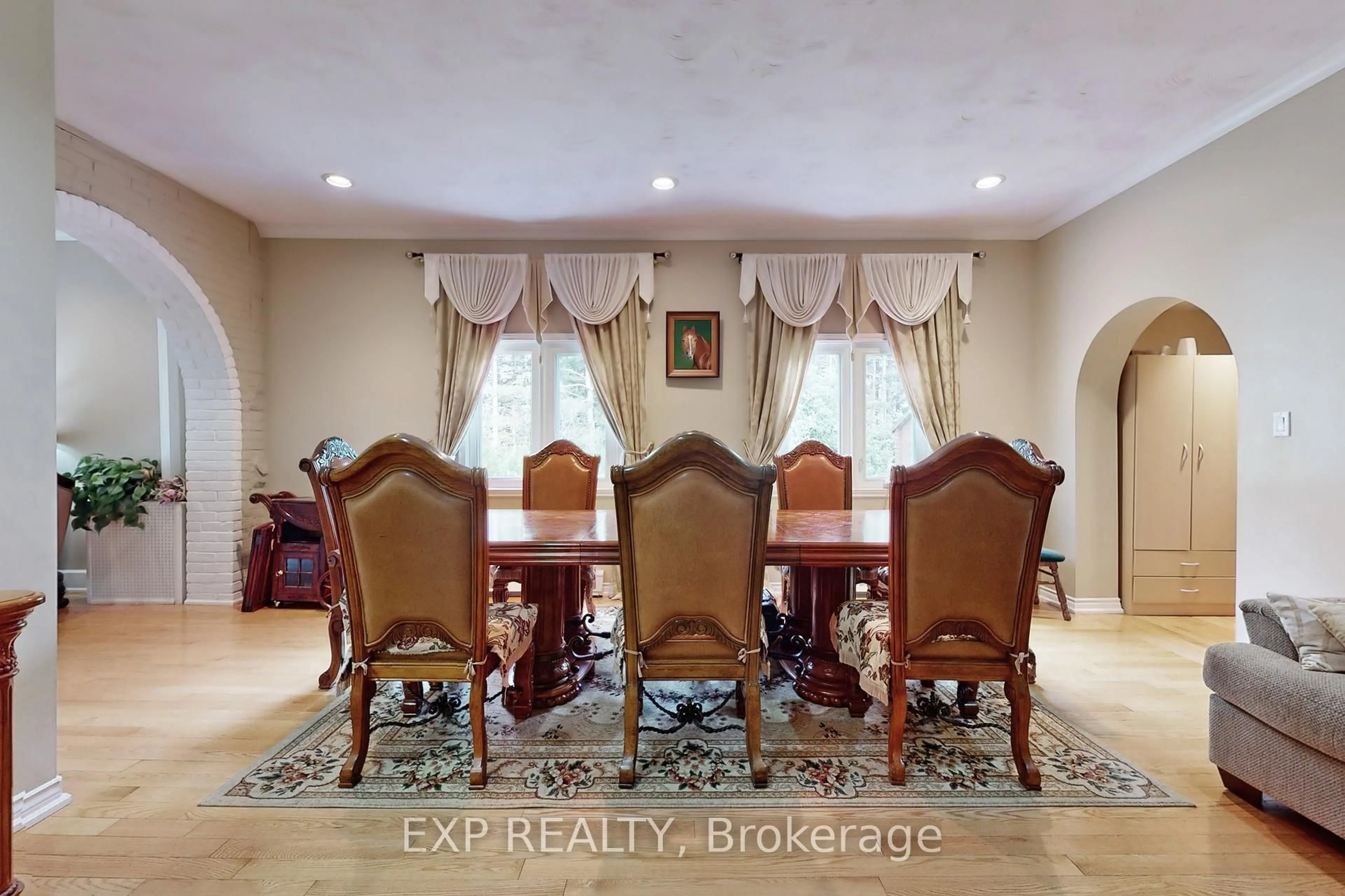 Dining room, unknown for 351219 SEVENTEENTH Line, East Garafraxa Ontario L9W 2Y9
