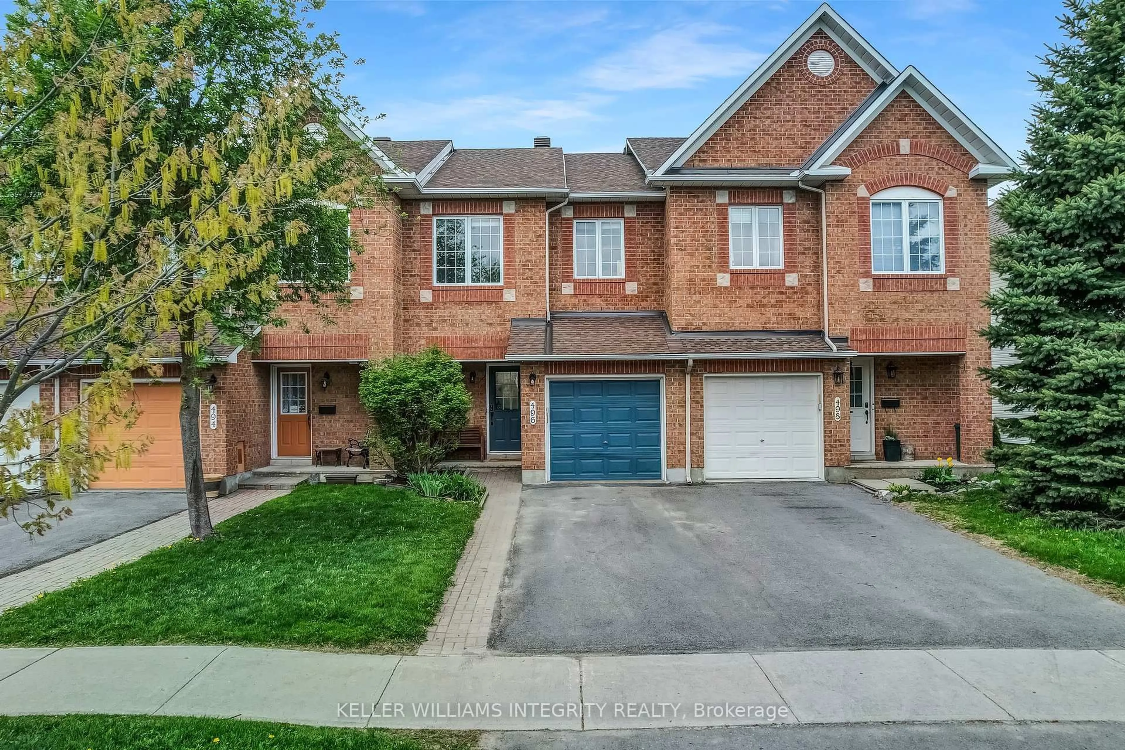 Home with brick exterior material, street for 496 Meadowbreeze Dr, Ottawa Ontario K2M 2T6