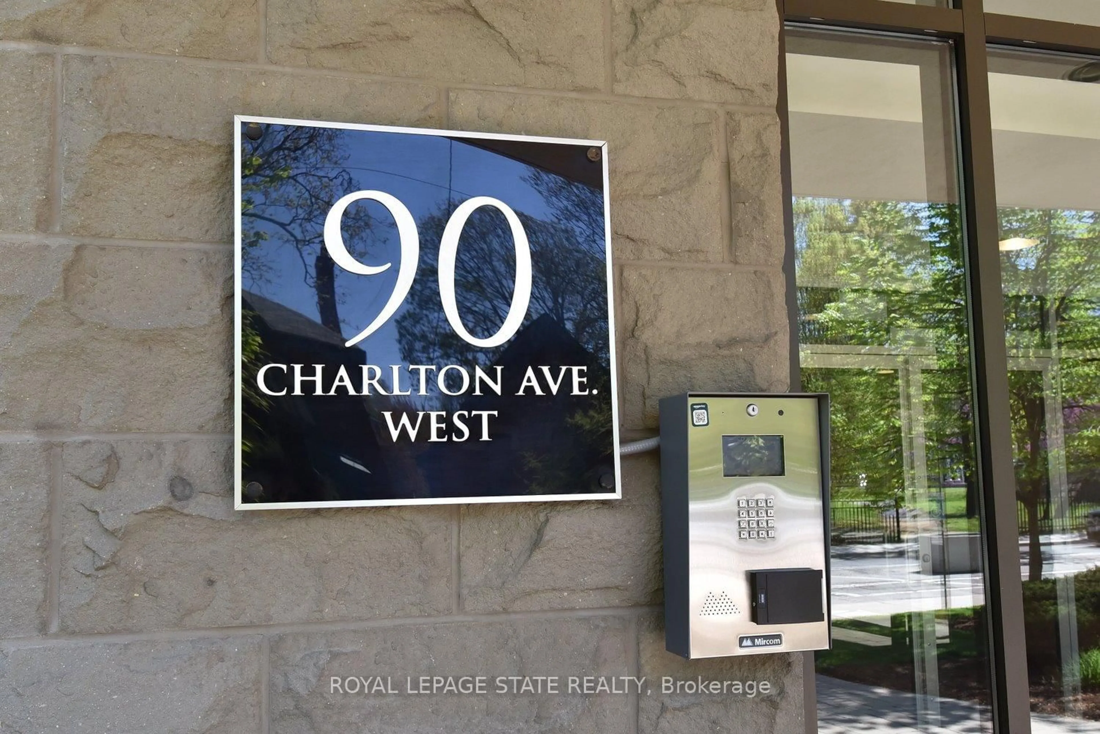 Lobby for 90 Charlton Ave #604, Hamilton Ontario L8P 0B4