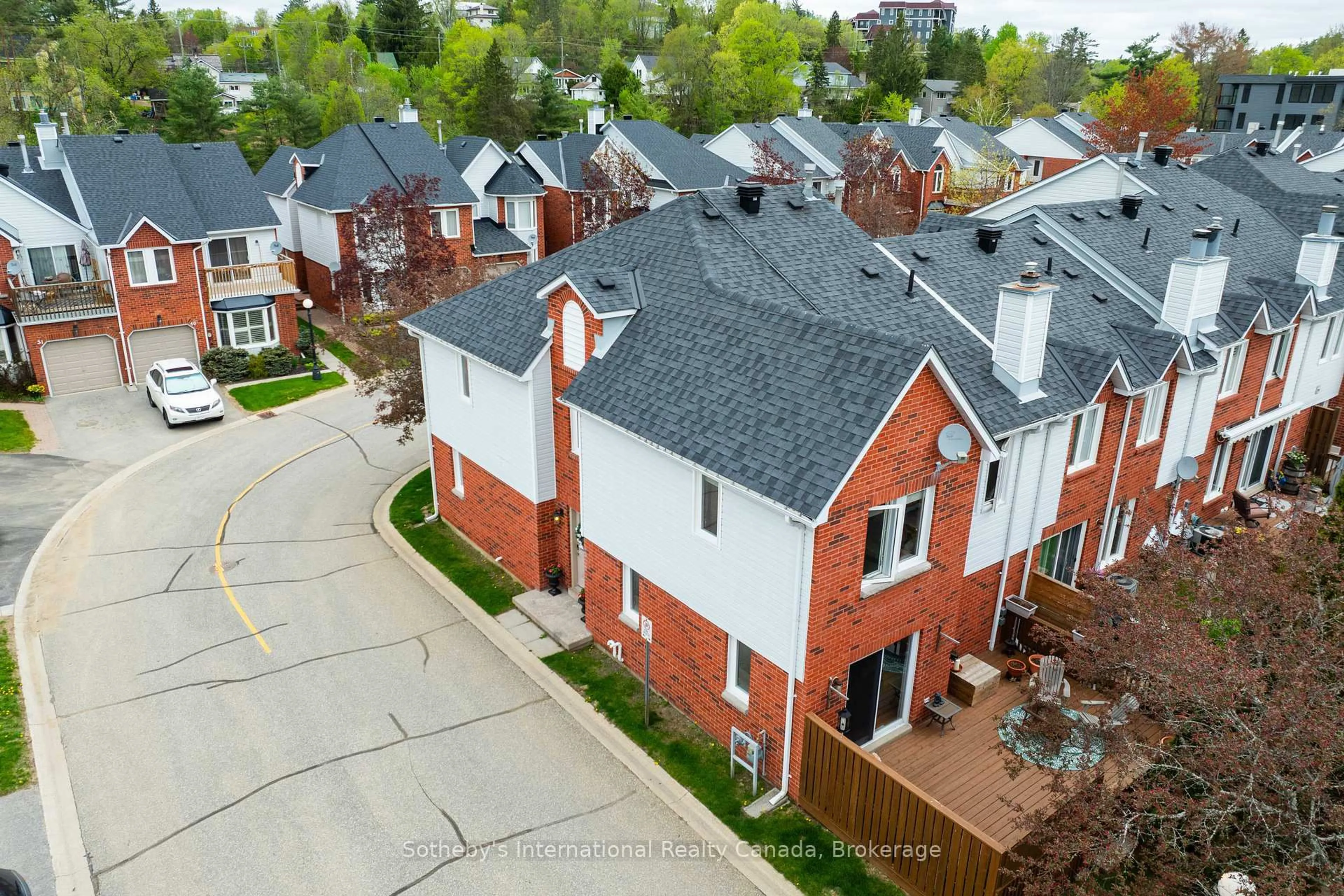 A pic from outside/outdoor area/front of a property/back of a property/a pic from drone, city buildings view from balcony for 50 Shoreline Dr #66, Bracebridge Ontario P1L 1Z4