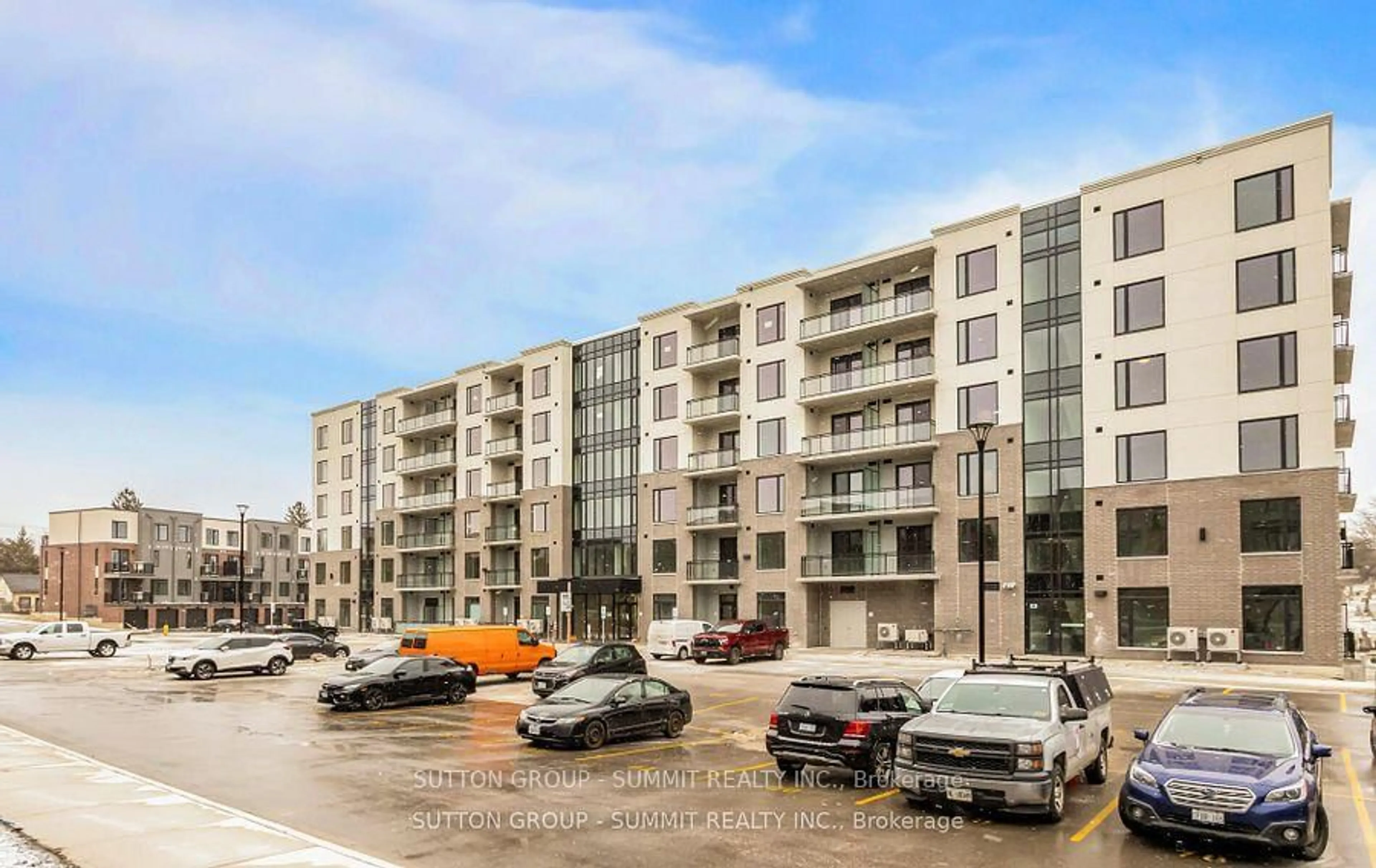 Unknown for 107 Rogers St #208, Waterloo Ontario N2J 0G3