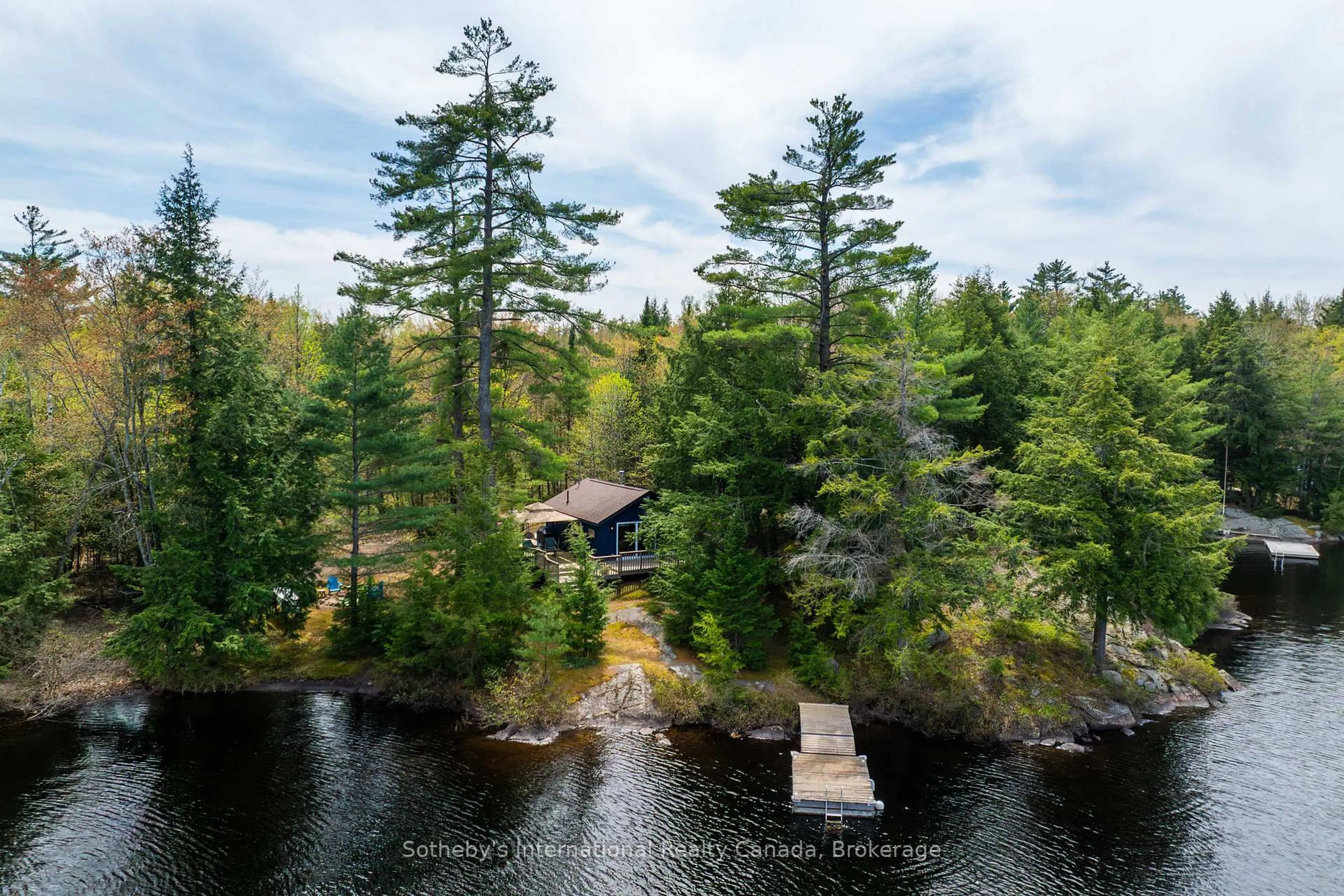 A pic from outside/outdoor area/front of a property/back of a property/a pic from drone, water/lake/river/ocean view for 197 Haleway Dr, Gravenhurst Ontario P1P 1R2