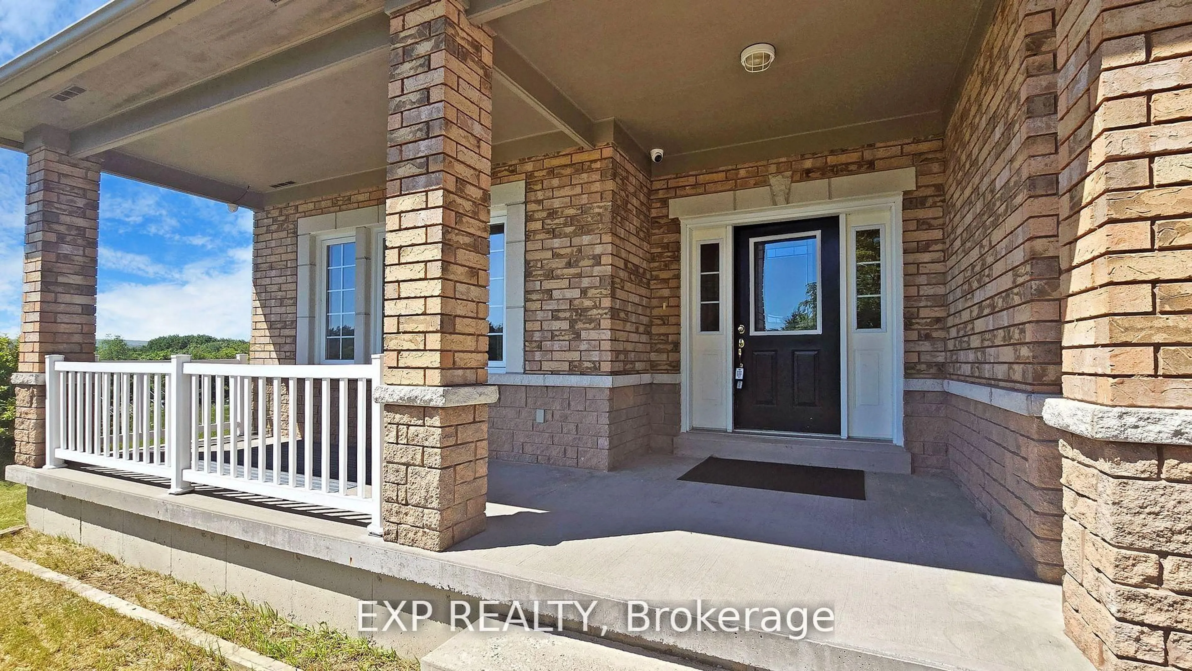 Indoor entryway for 296 Montgomery Rd, Alnwick/Haldimand Ontario K0K 2X0