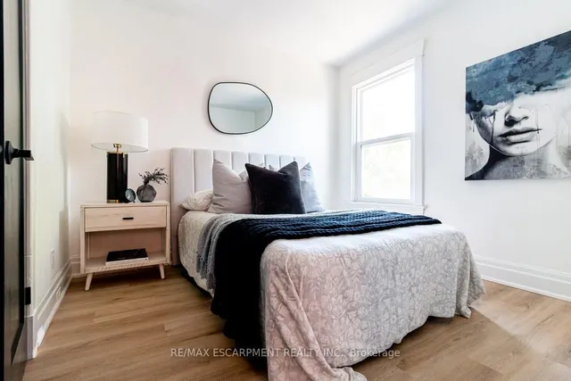 Additional property image - 30 Cedar Ave