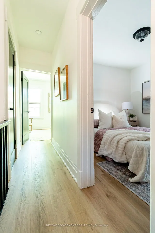 Additional property image - 30 Cedar Ave