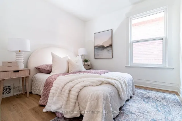 Additional property image - 30 Cedar Ave