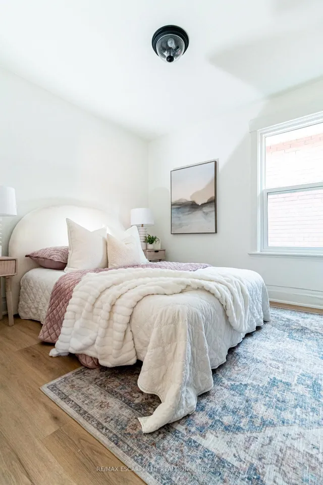 Additional property image - 30 Cedar Ave
