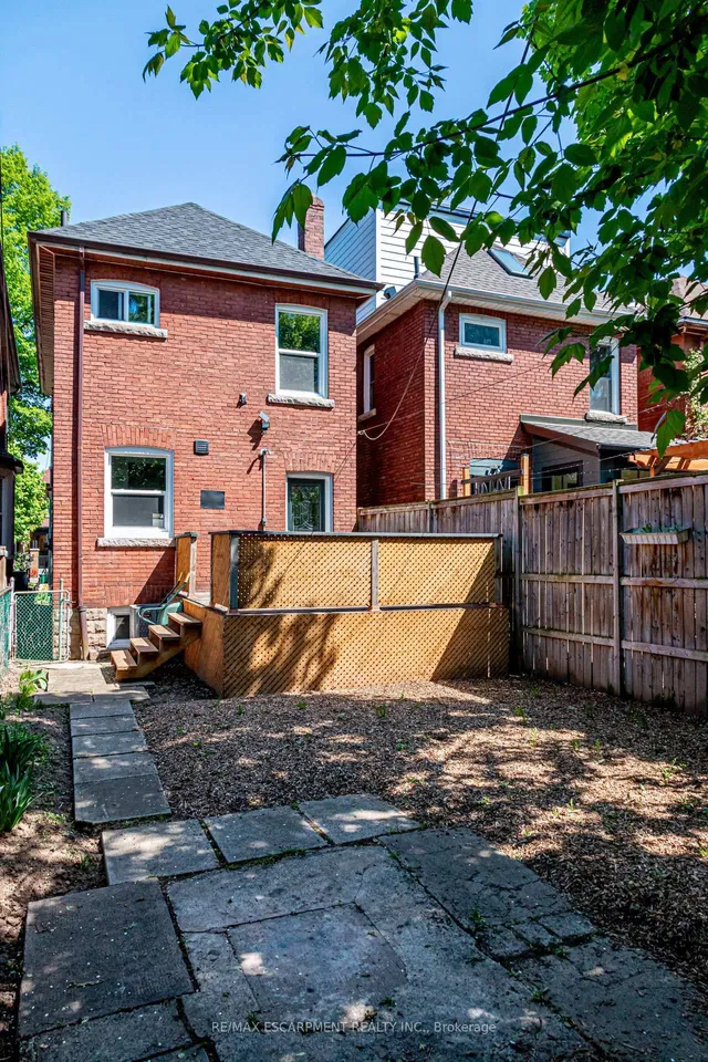 Additional property image - 30 Cedar Ave