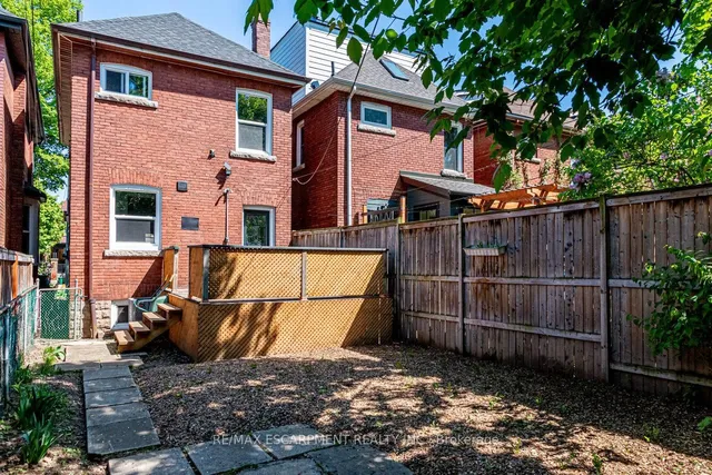 Additional property image - 30 Cedar Ave