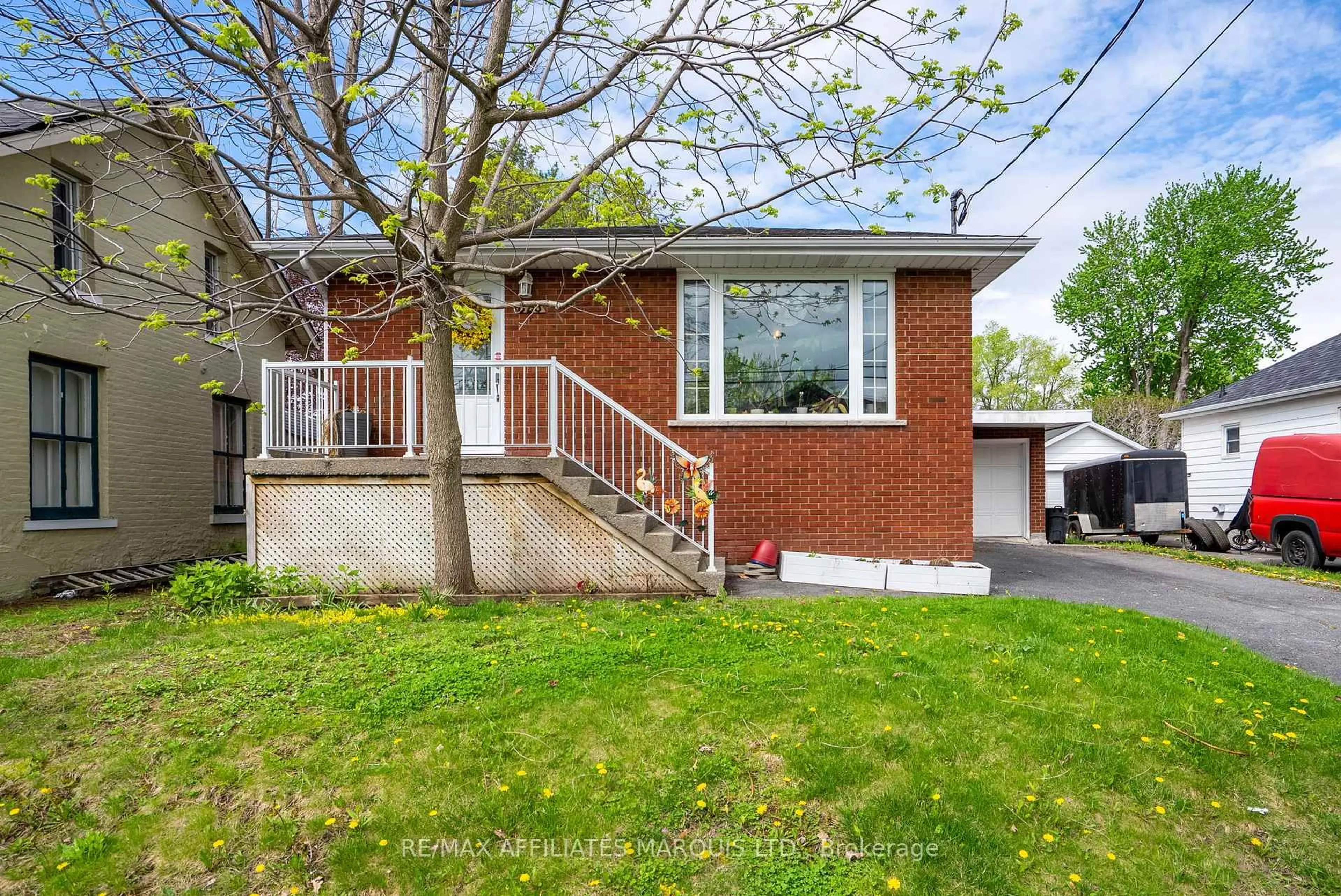Home with brick exterior material, street for 828 Augustus St, Cornwall Ontario K6J 3X5
