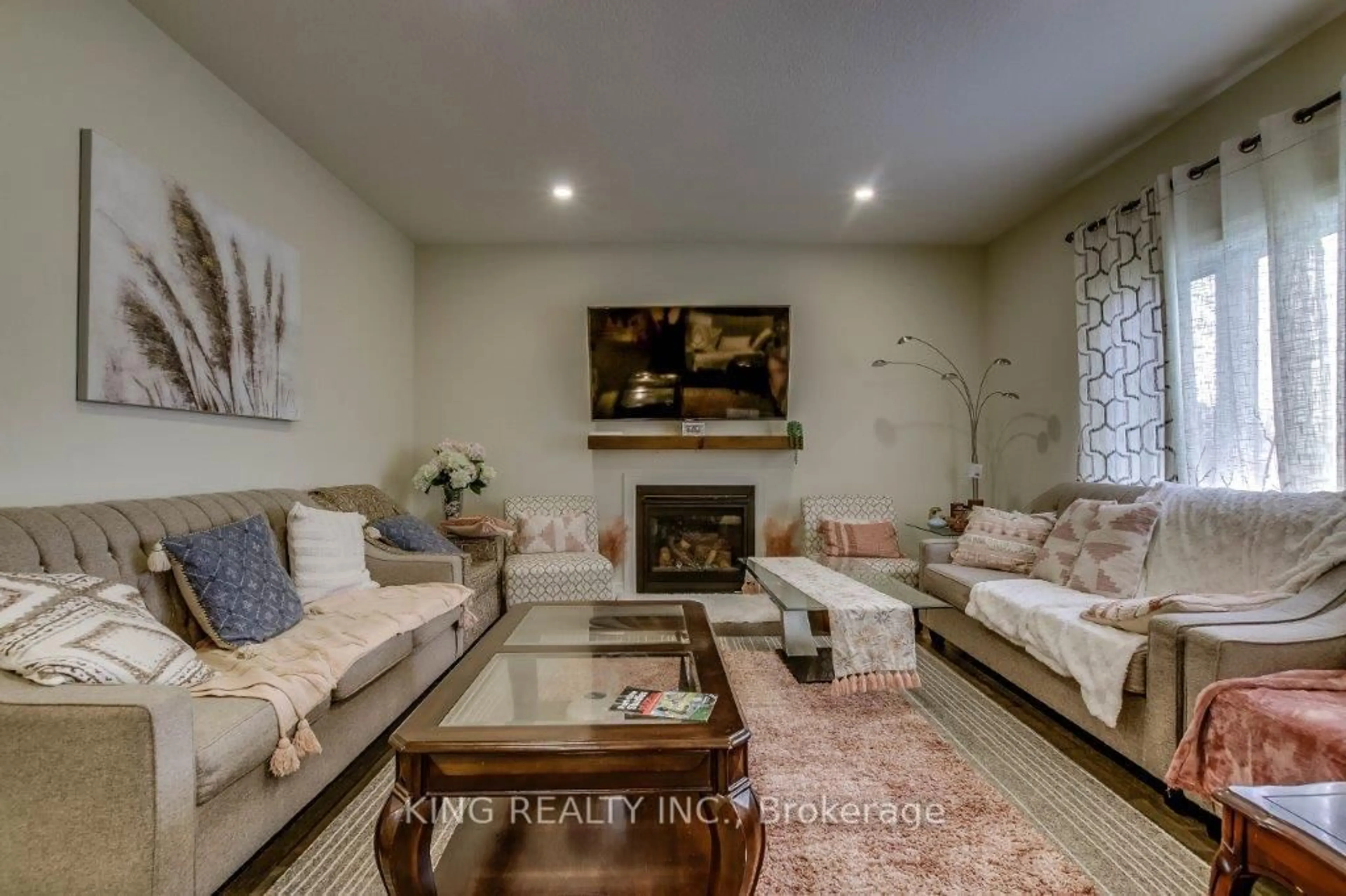 Living room with furniture, unknown for 1364 THORNLEY St, London South Ontario N6K 0G7