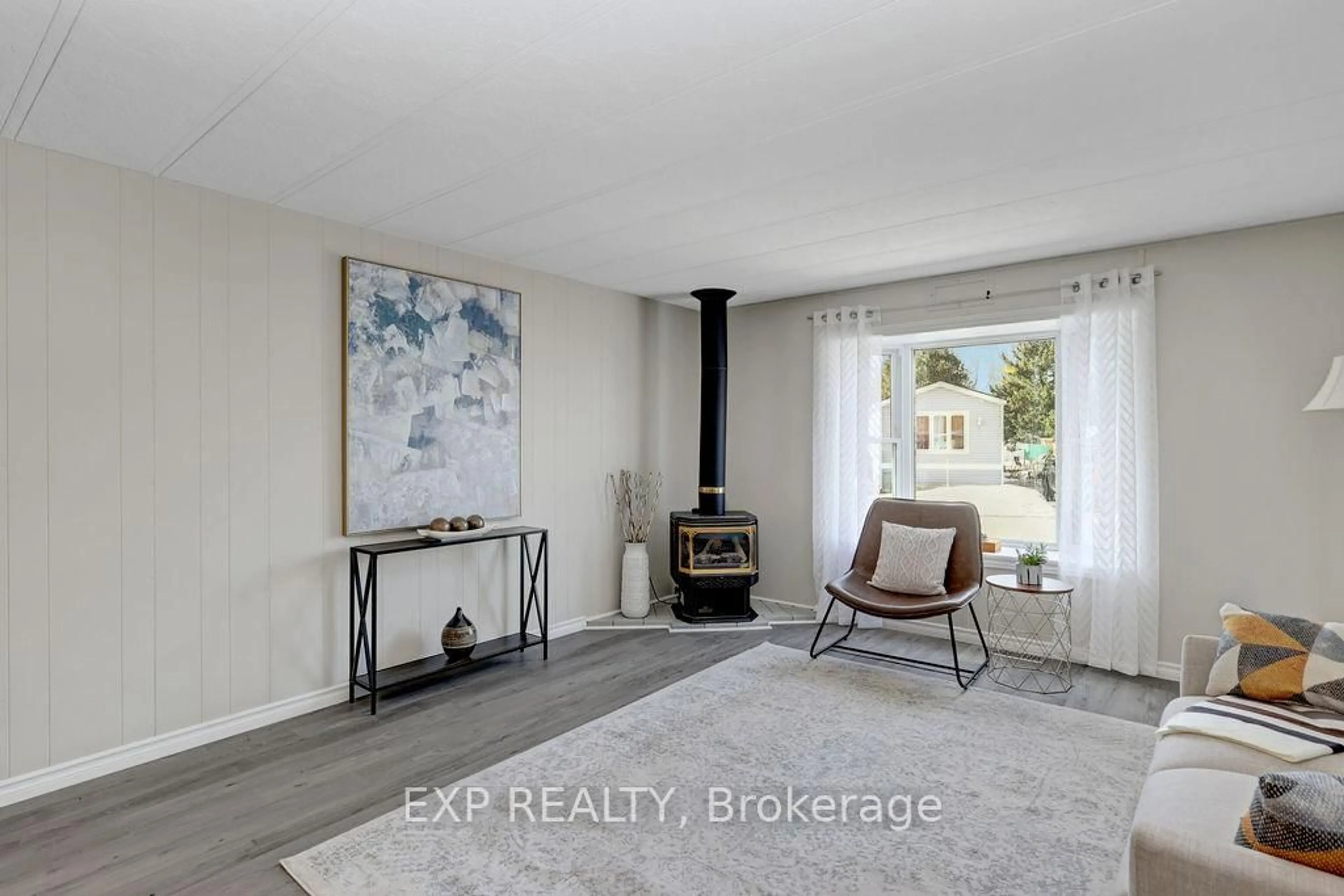 Unknown for 1027 Vista Barrett N/A, Greely Ontario K4P 1C8