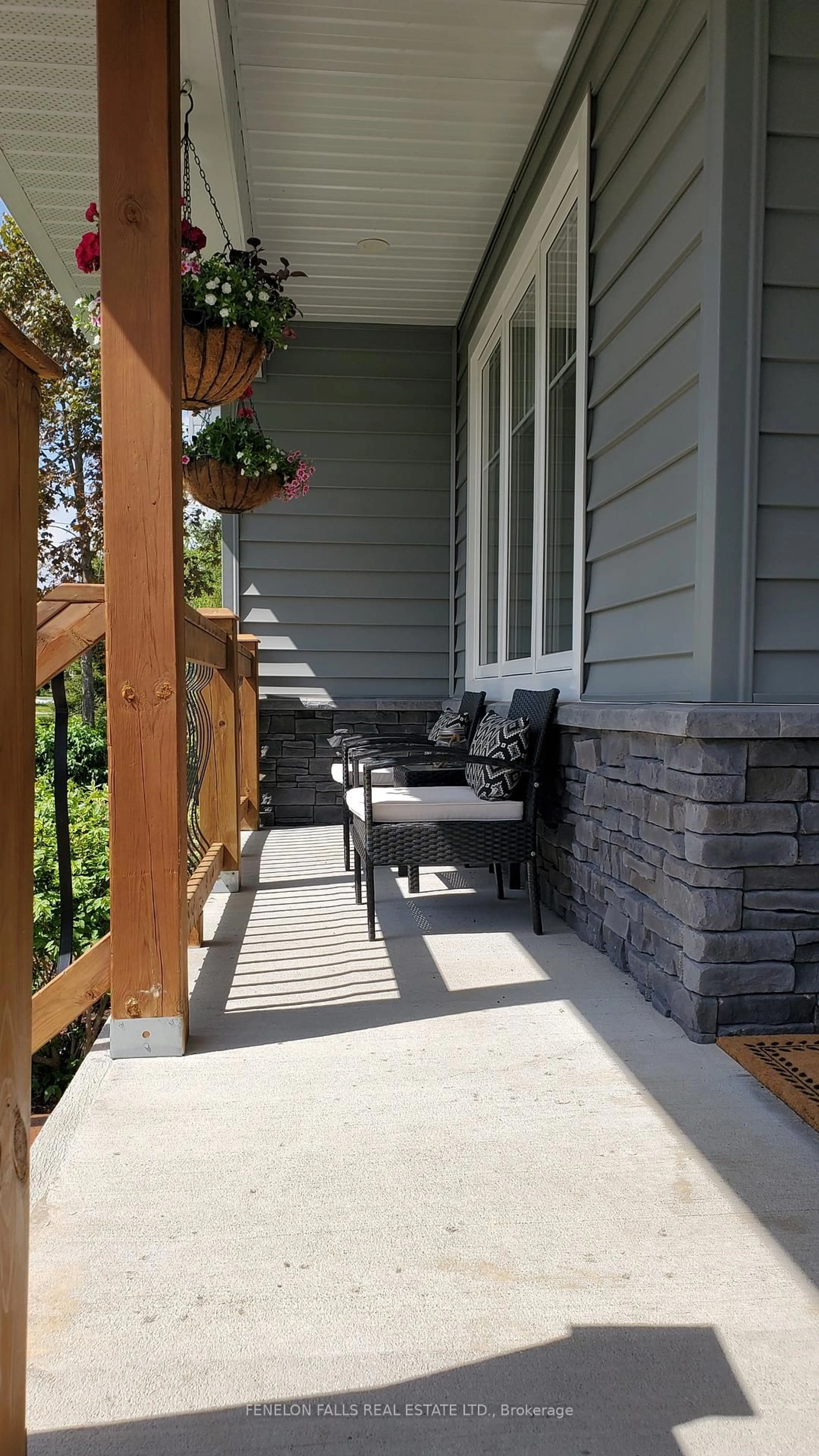 Unknown for 138 Queen St, Kawartha Lakes Ontario K0M 1N0