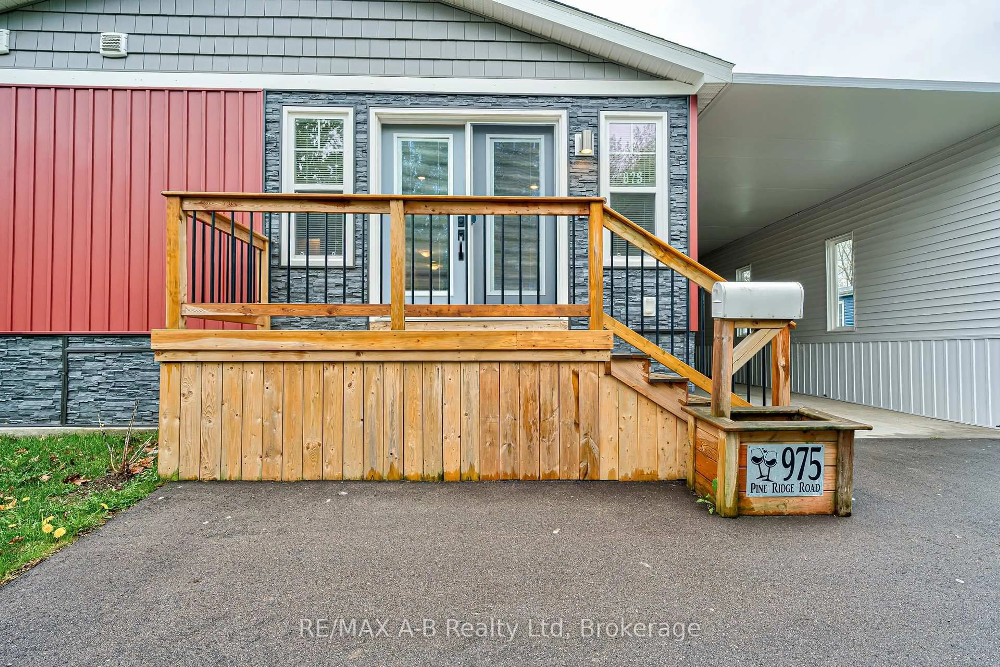 Unknown for 316489 31st Line #975, Zorra Ontario N0J 1J0